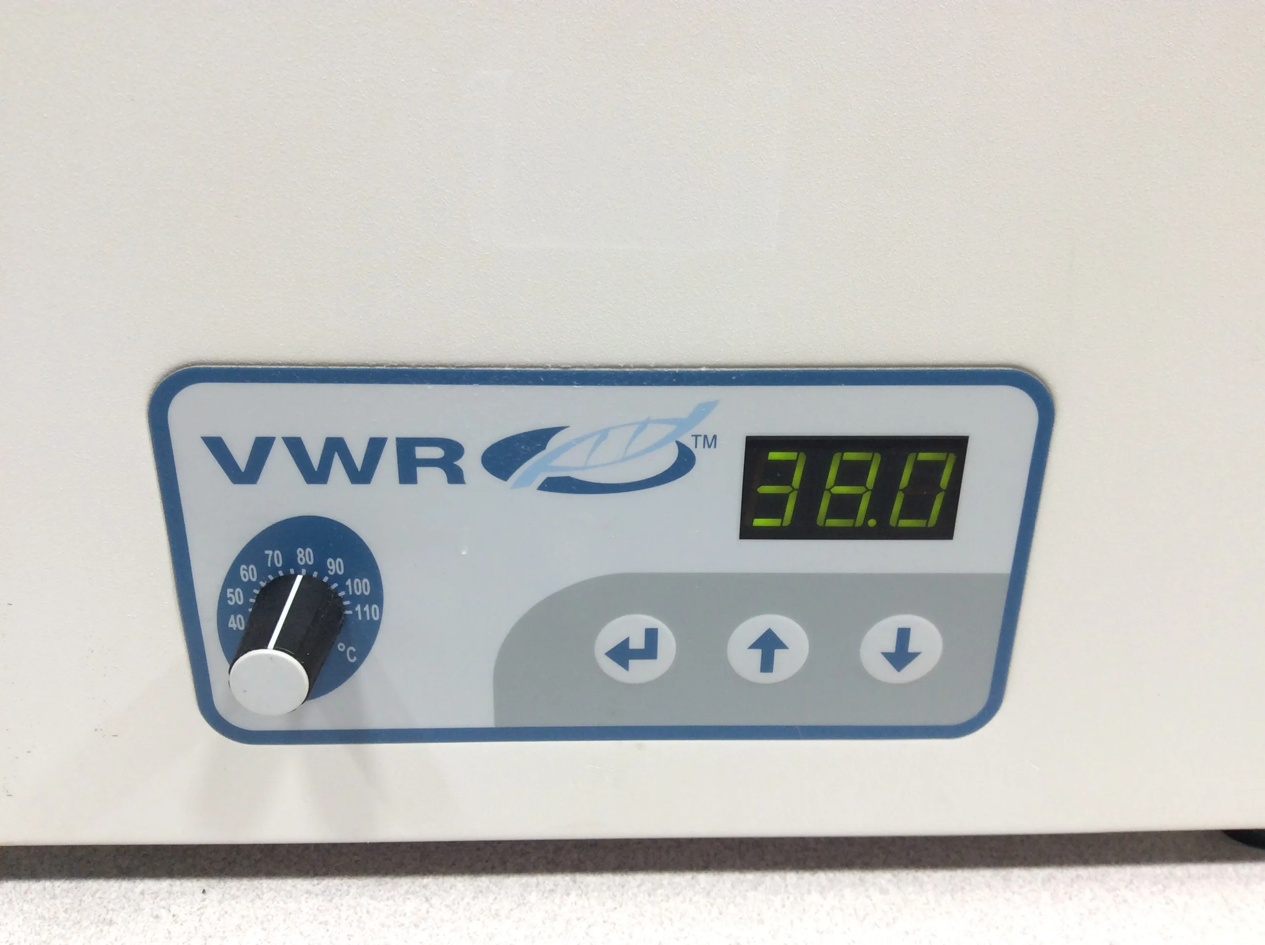 VWR 12 Liter Digital Water Bath 89032-216, High Precision Laboratory Equipment