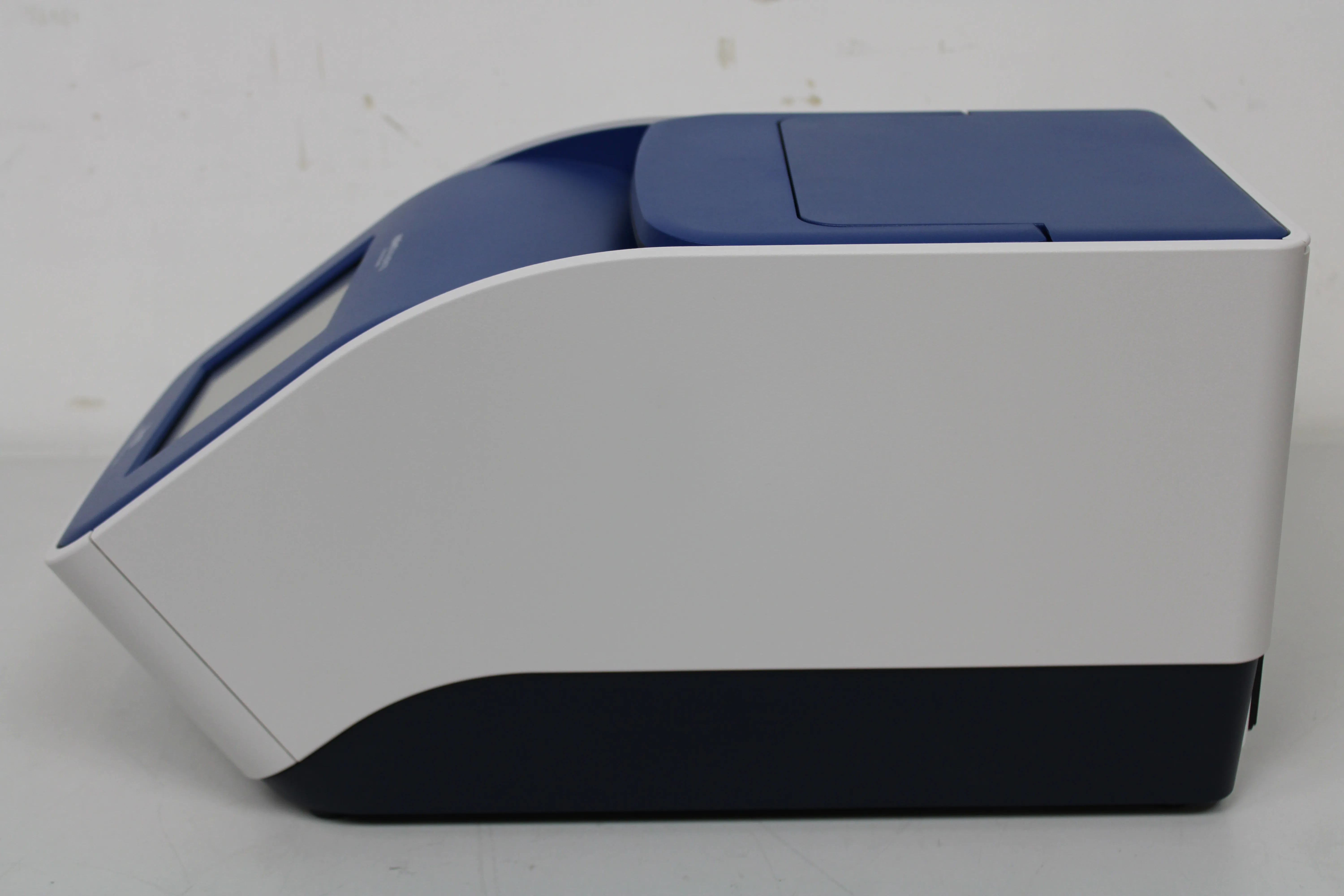 Applied Biosystems Veriti 96-Well Fast Thermal Cycler 4375305