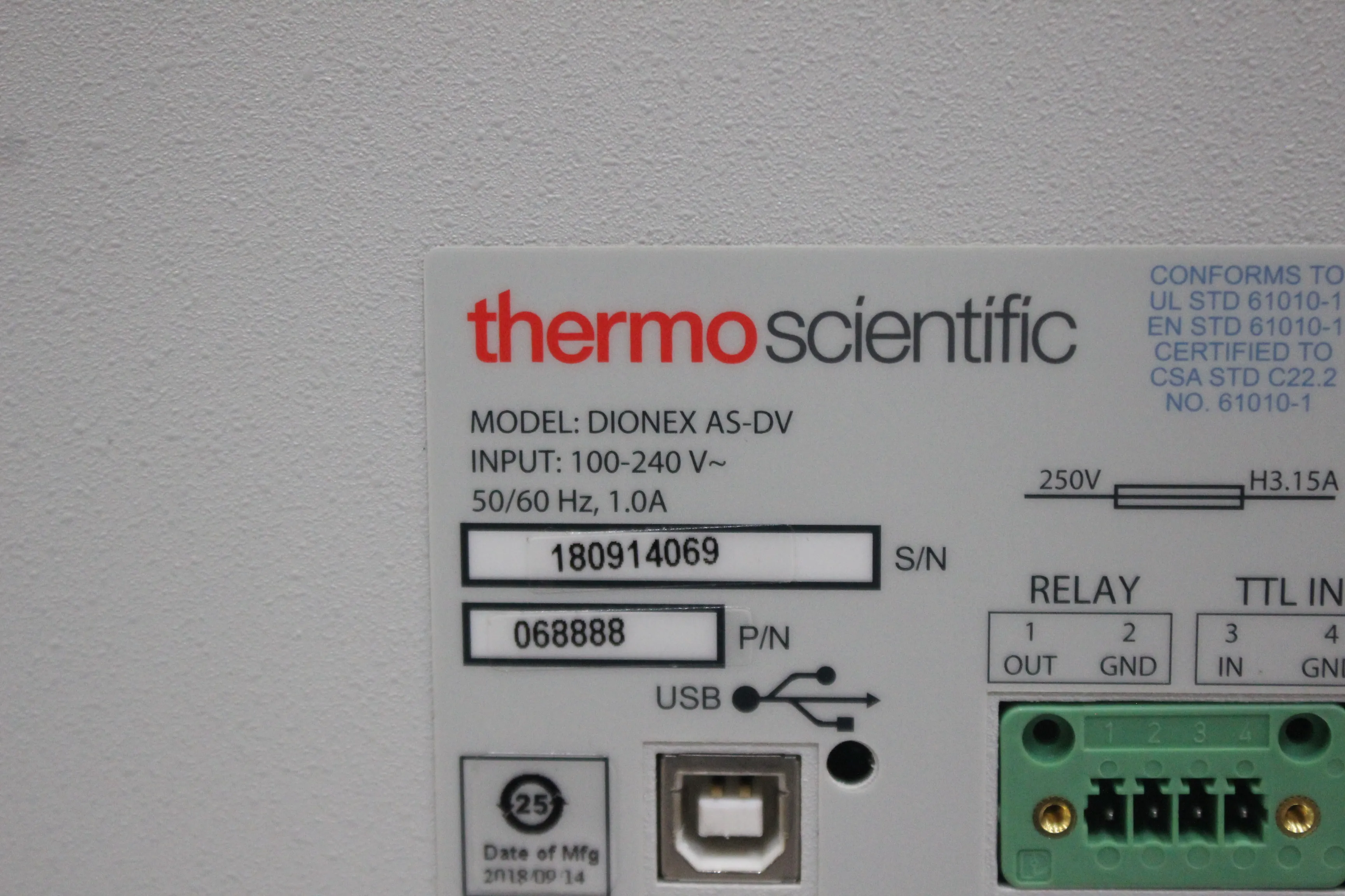 Thermo Scientific AS-DV Autosampler with Chromeleon CDS Software