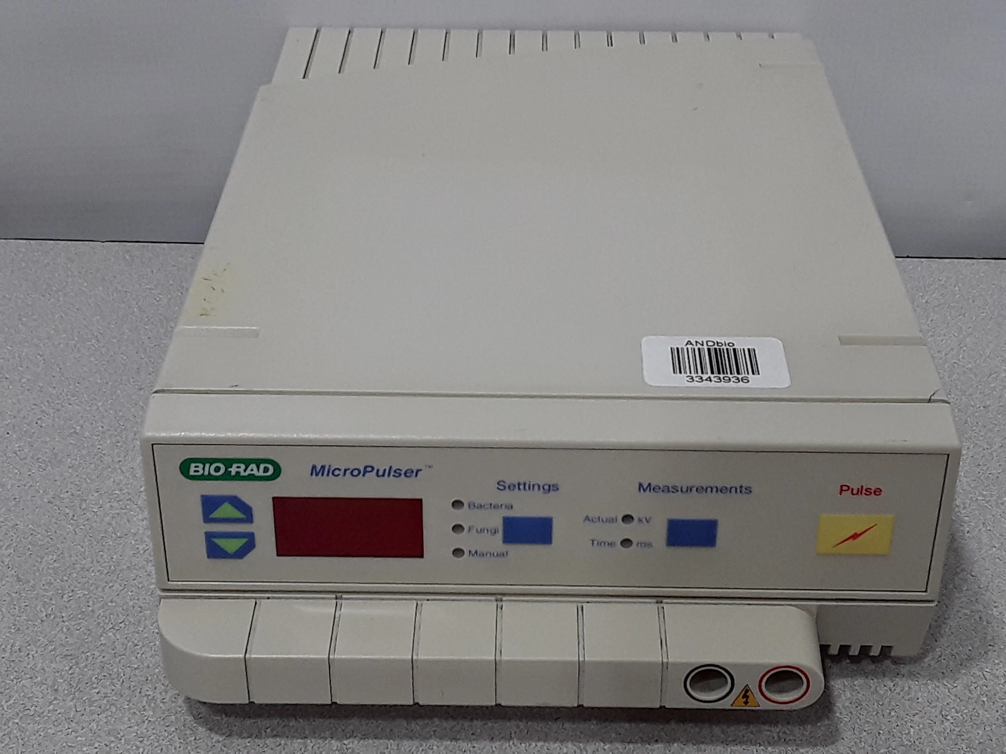 BIO-RAD MicroPulser Electroporation Apparatus