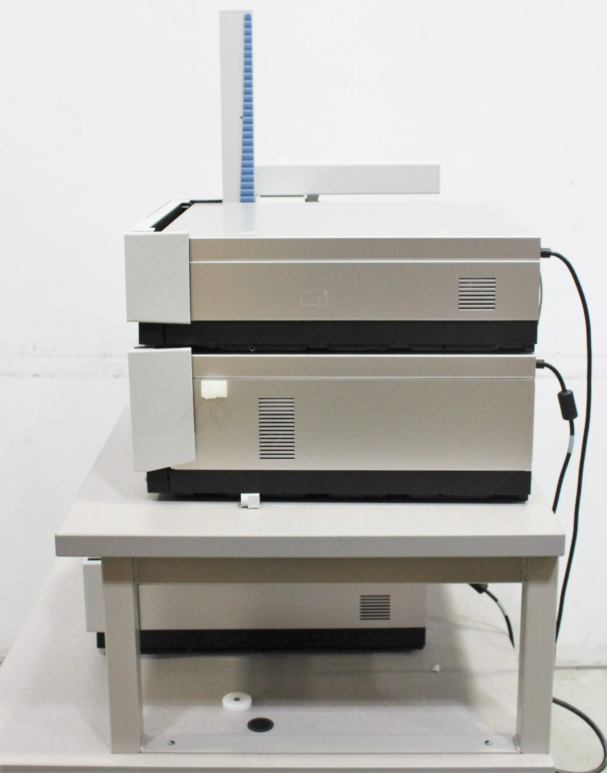 Dionex UHPLC+ System with Auto Sampler and Transcend II Binary Pump