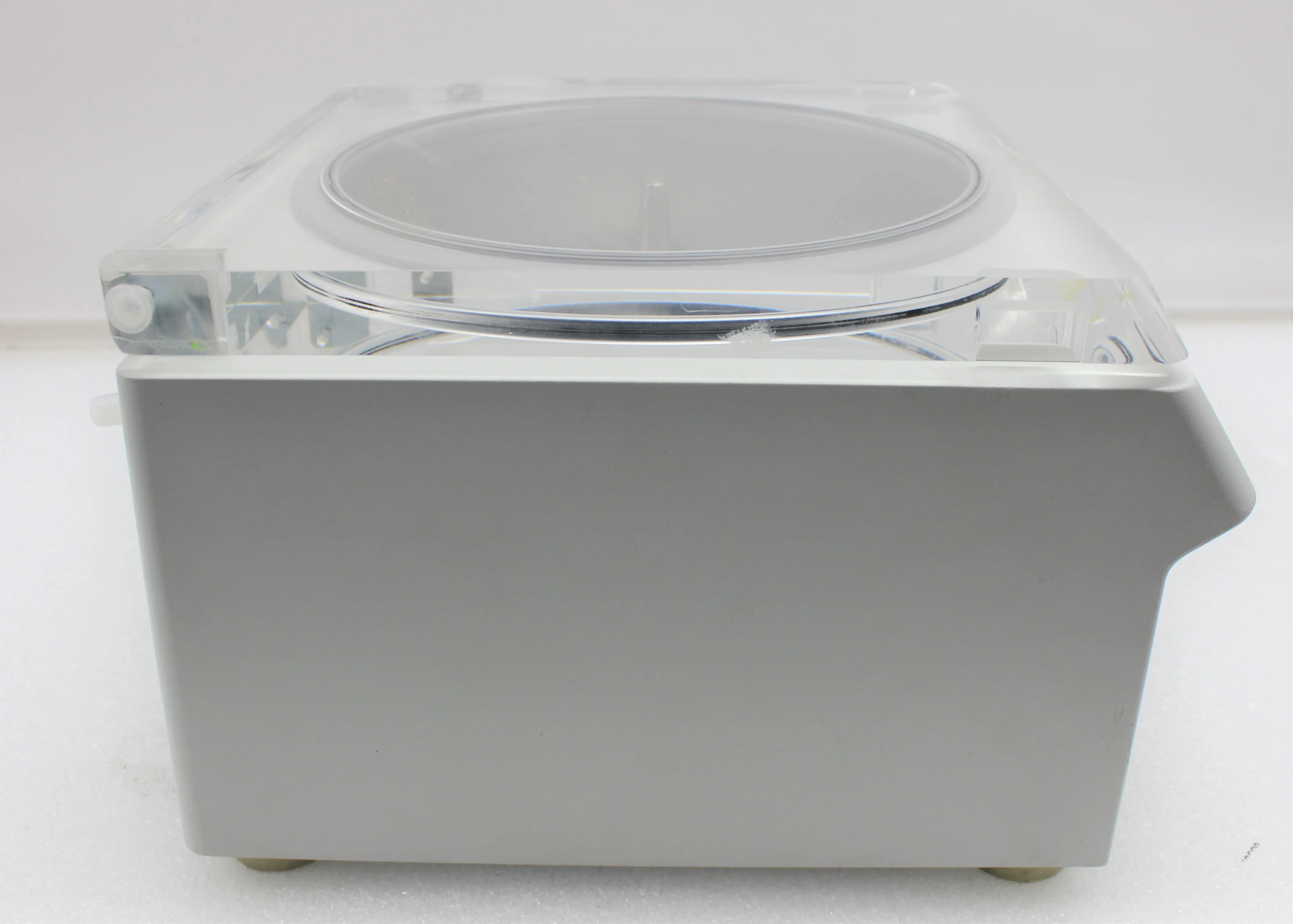 Eppendorf Vacufuge DNA Sequencer