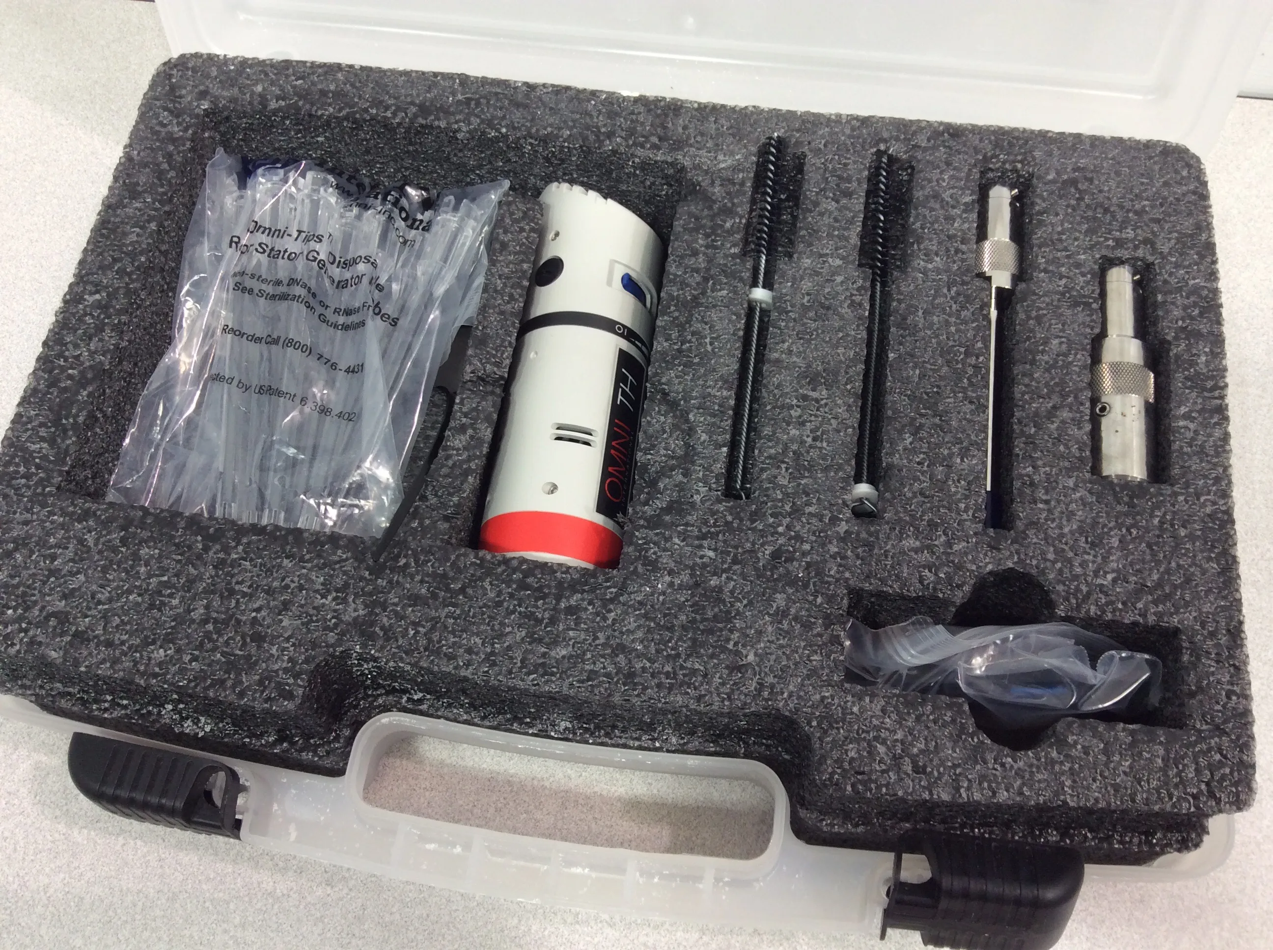 OMNI Tissue Homogenizer TH-01 with Adapters and Probes