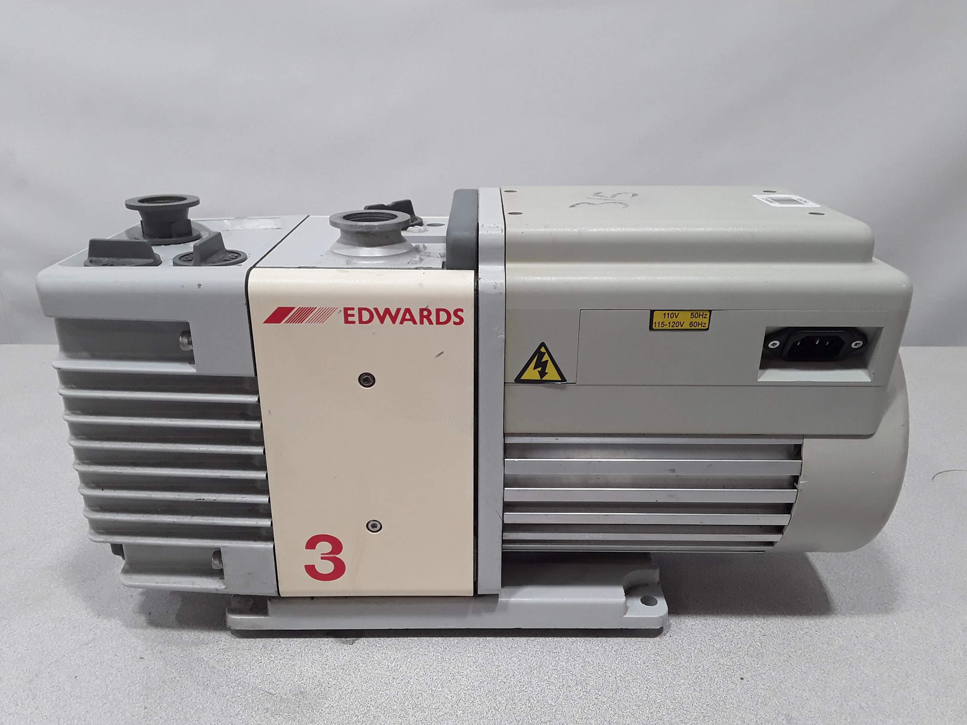 Edwards RV3 Vacuum Pump