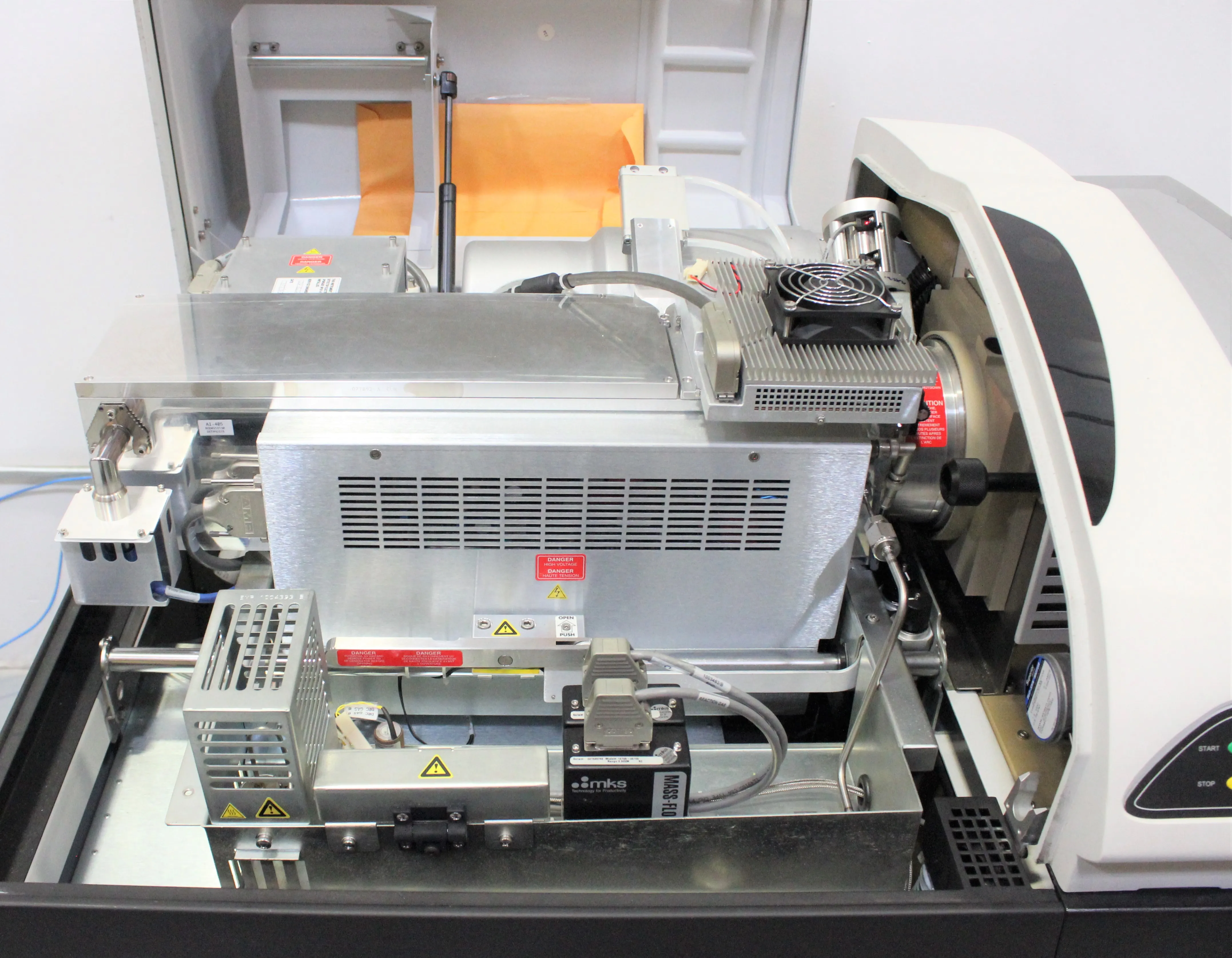 Perkin Elmer Elan DRC II Mass Spectrometer