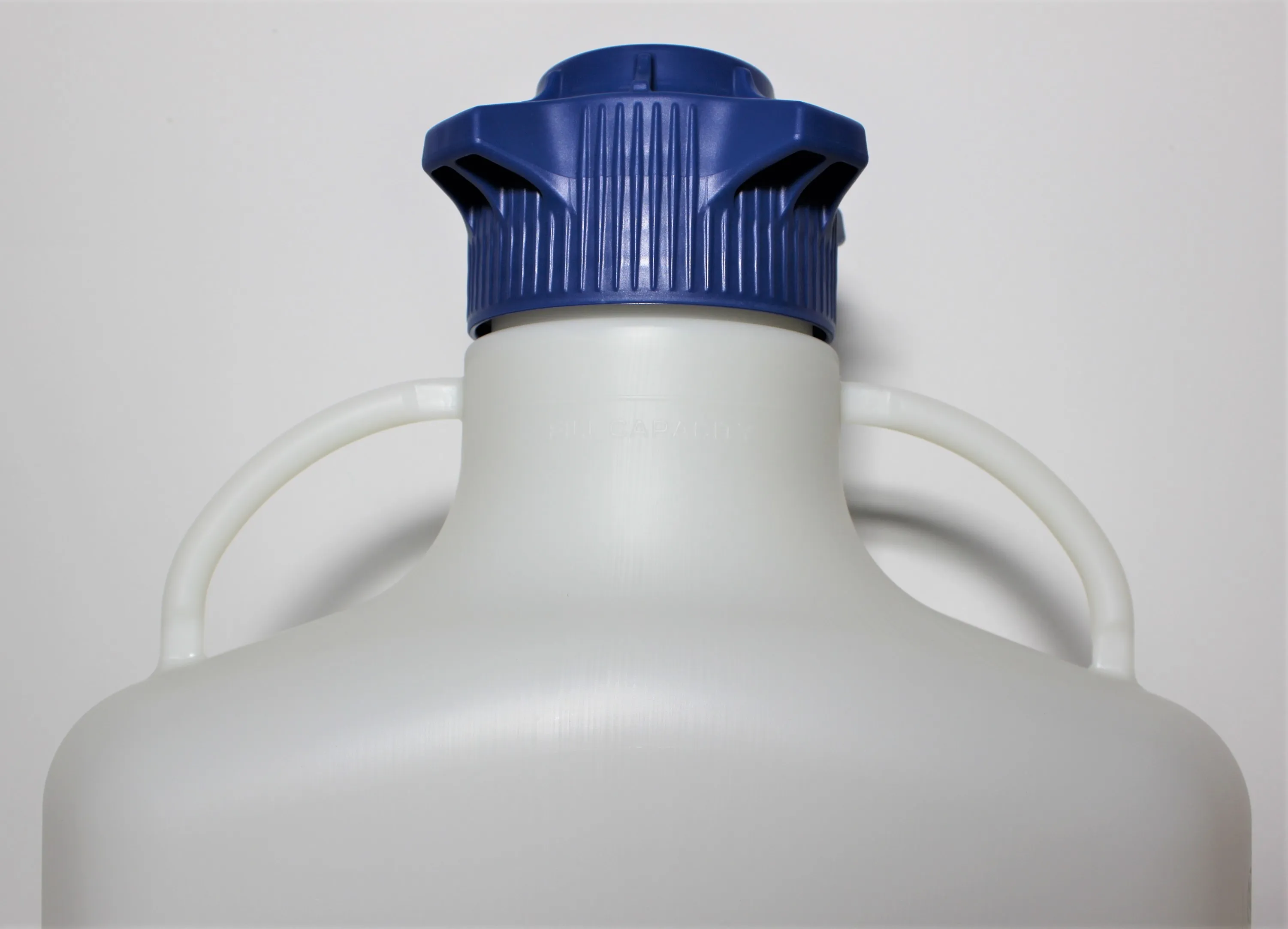 VWR 40L HDPE Carboy w Versatile 120mm Cap 89170-778