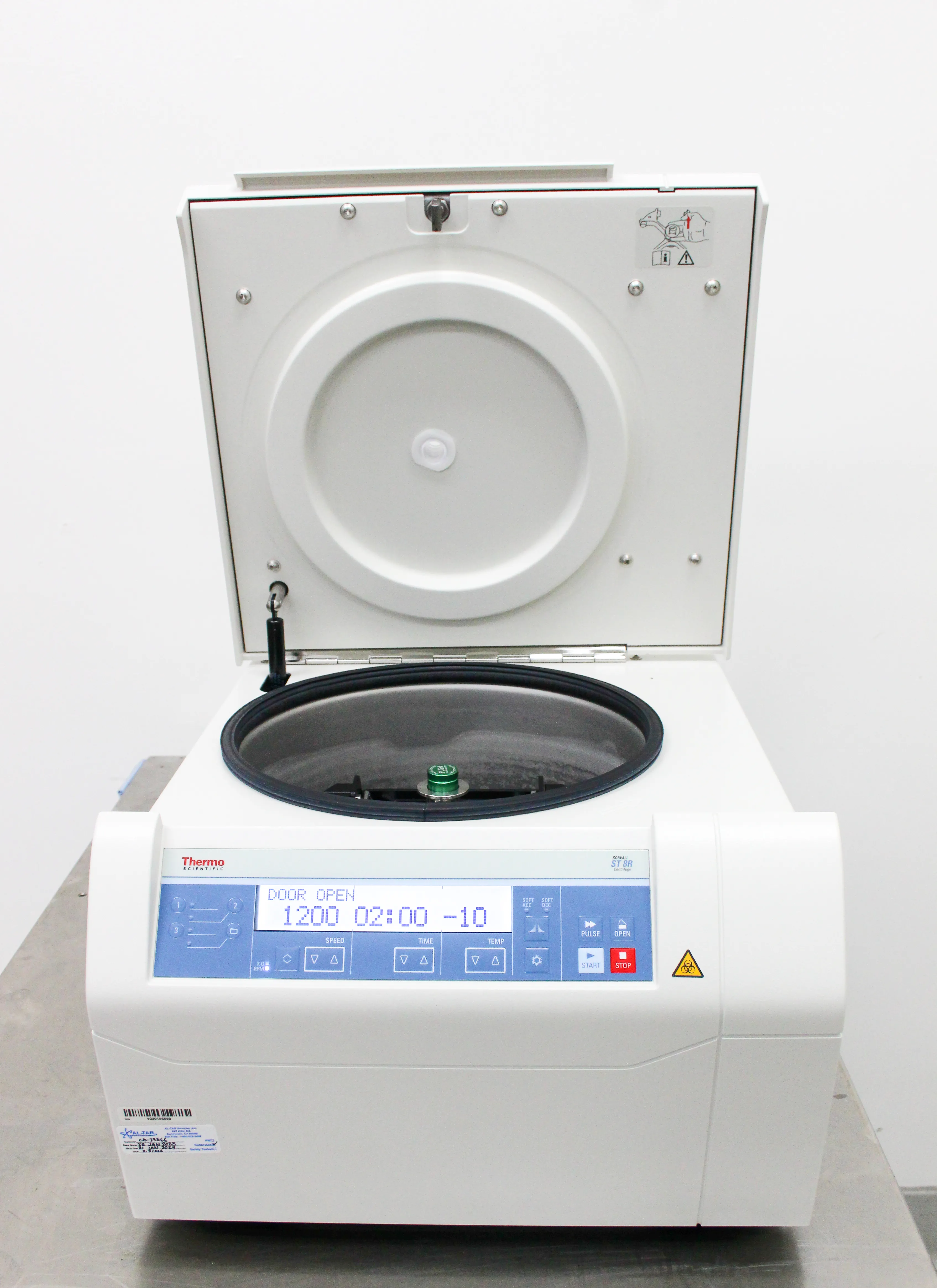 Thermo Scientific Sorvall ST 8R Refrigerated Benchtop Centrifuge 75007203