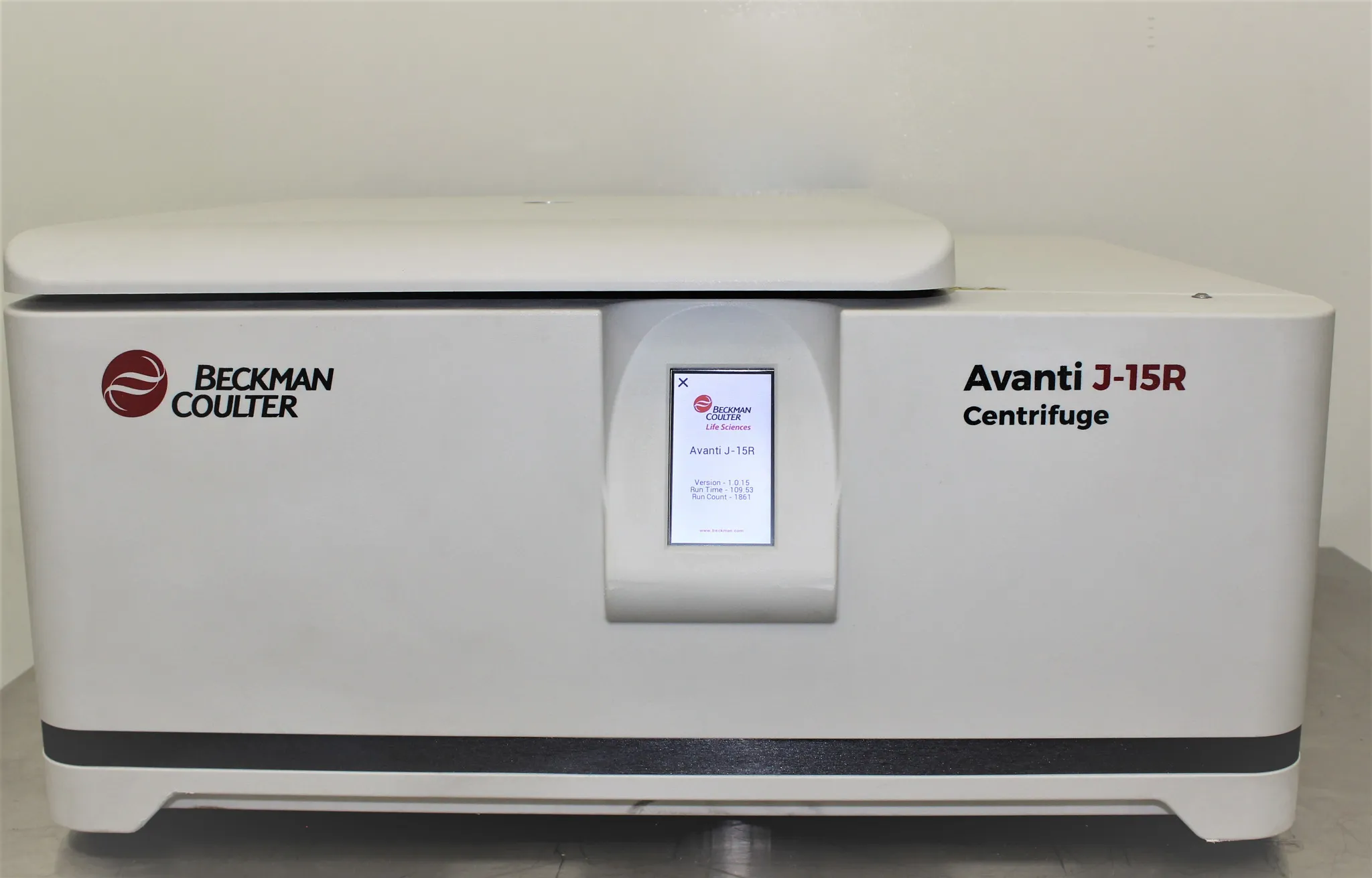 Beckman Coulter J-15R IVD Benchtop Centrifuge with Accessories