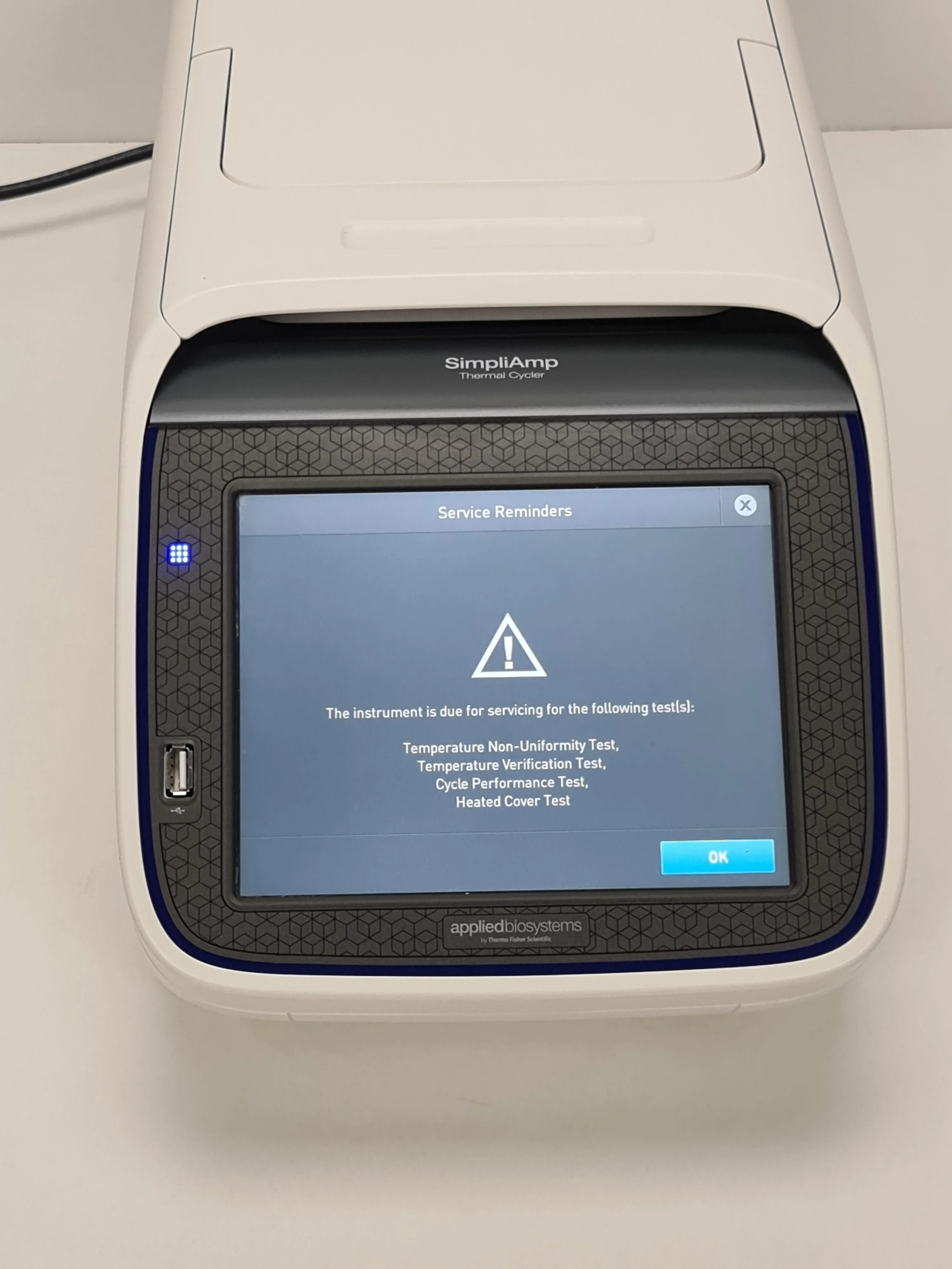 Thermo Scientific Appleid Biosystem SimpliAmp Thermal Cycler PCR 96-well 3 zones VeriFlex System