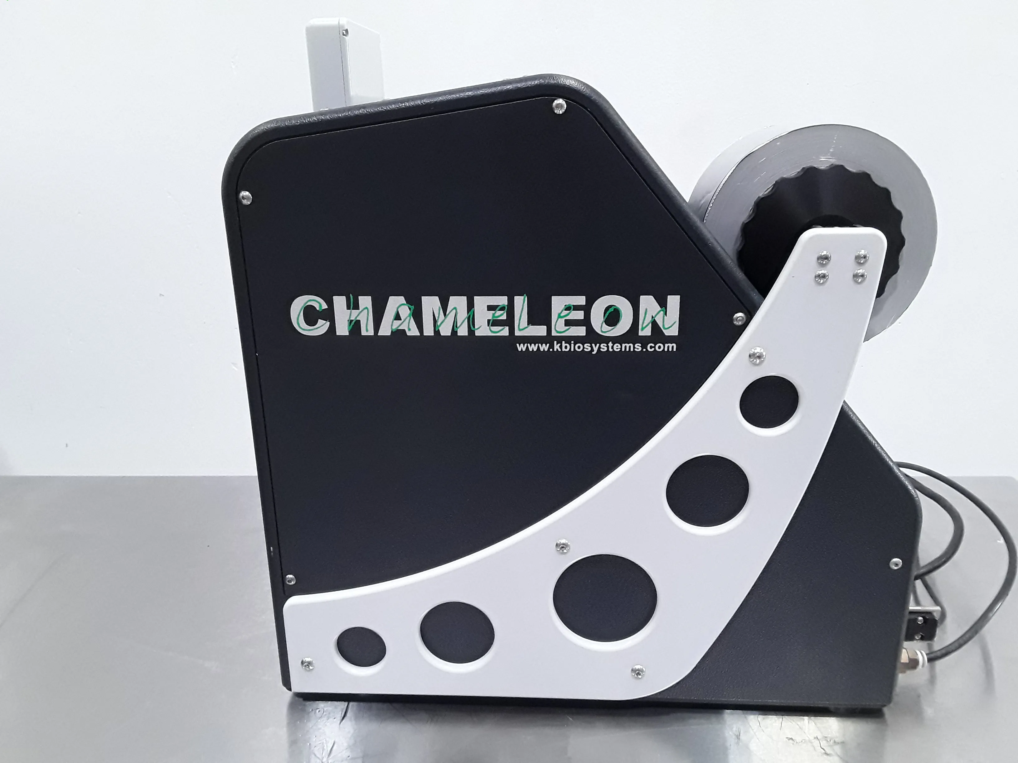 KBiosystems Chameleon Integrated Heat Sealer - Heat Applied Automated Plate Sealer