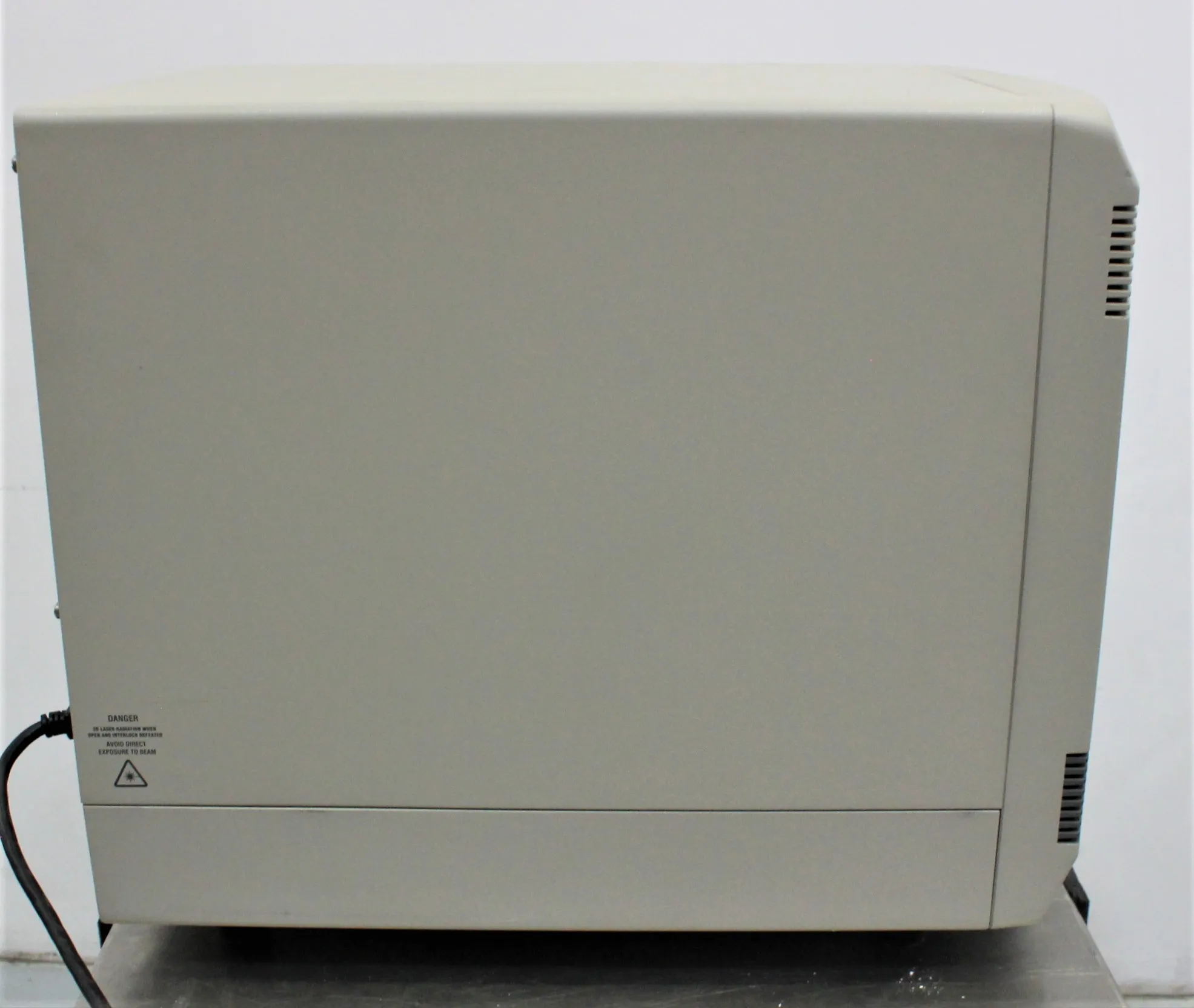 Applied Biosystems ABI prism 7900HT PCR Thermal Cycler Sequencing Detection System