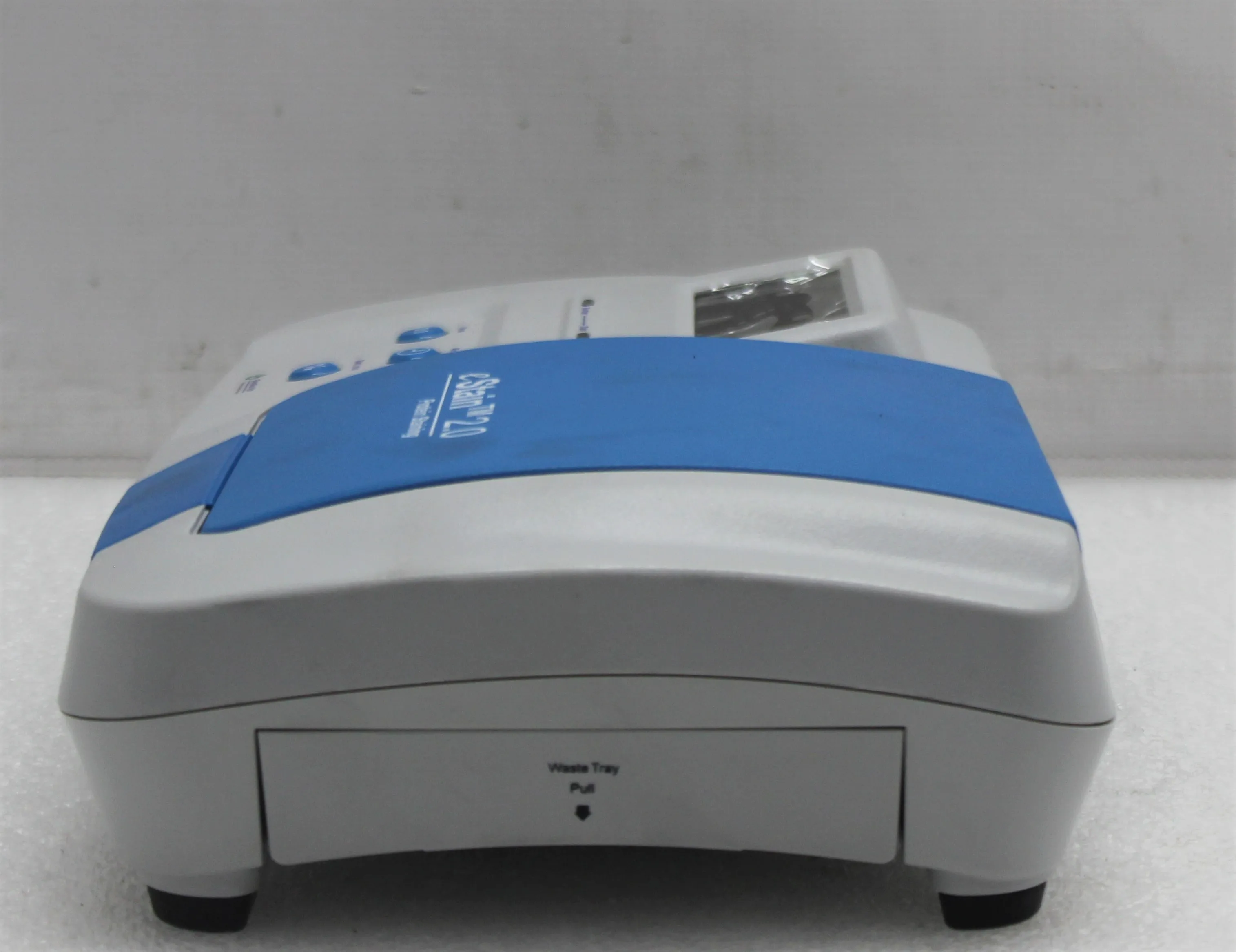 Used Genscript eStain 2.0 Protein Staining Device PD-00337