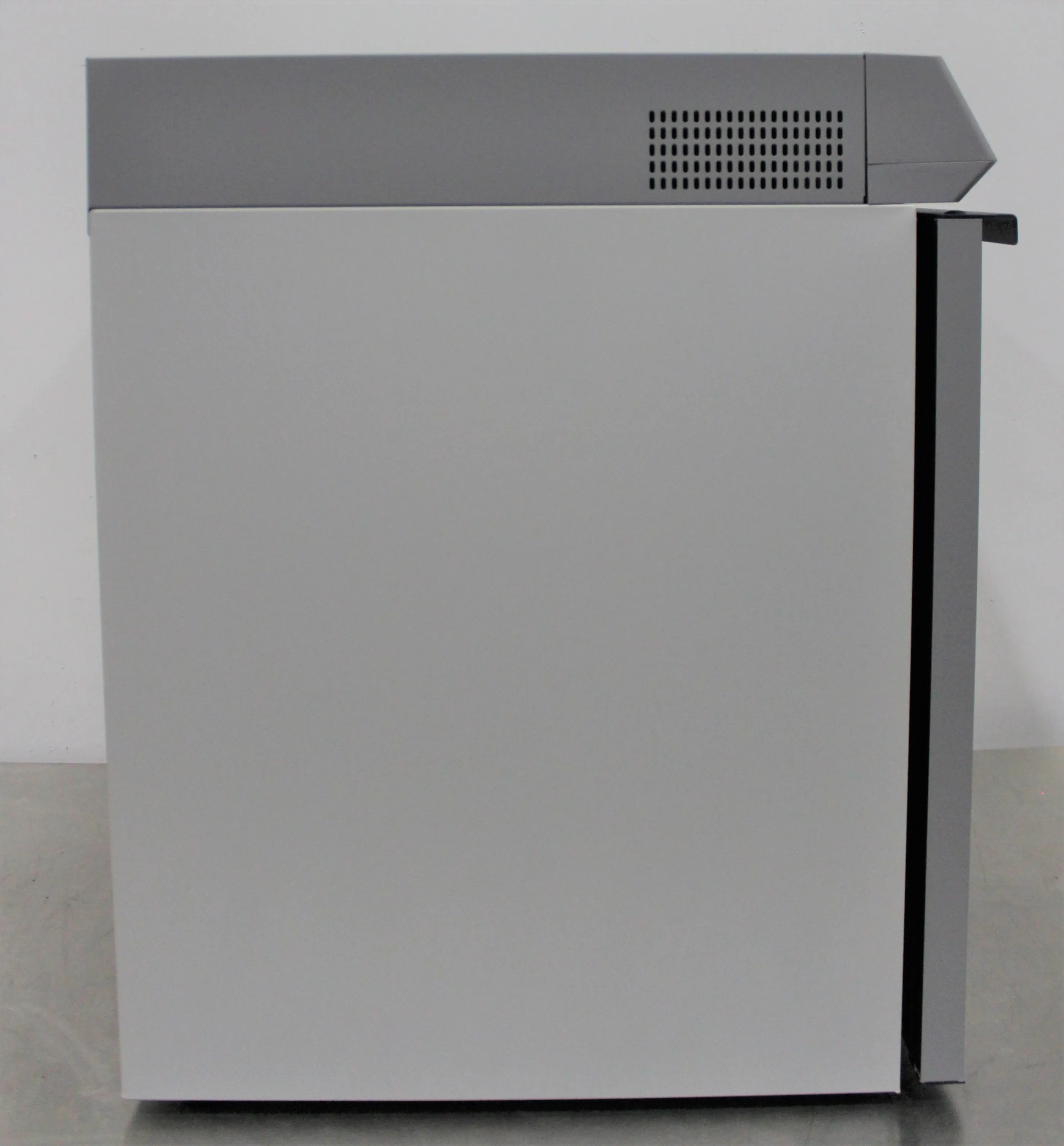 Thermo Scientific TSX Series Undercounter Lab Refrigerator