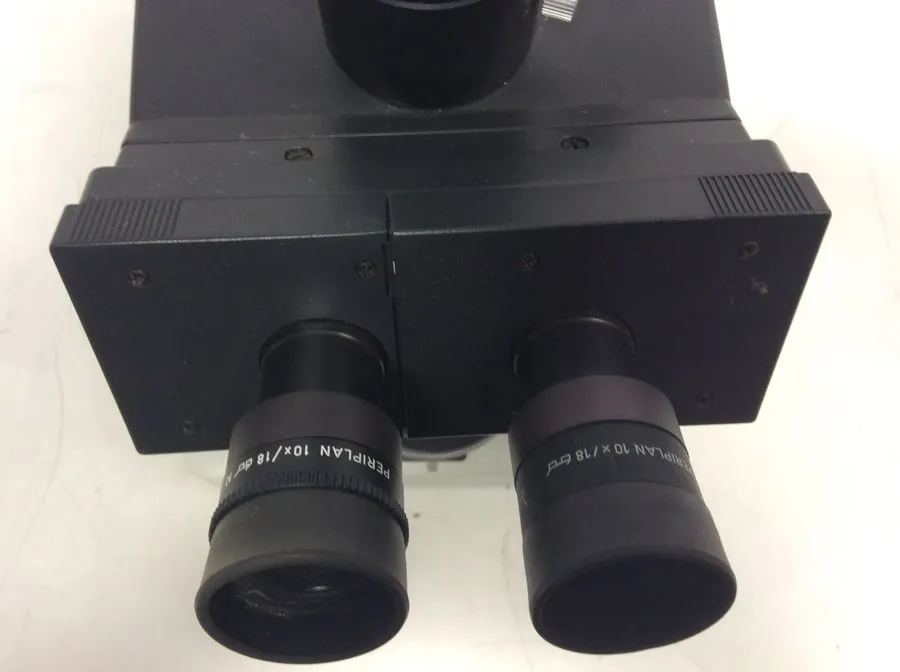 Leitz Leica Diaplan 020-437.035 Microscope with 2 Eye Pieces & 4 Objective Lenses