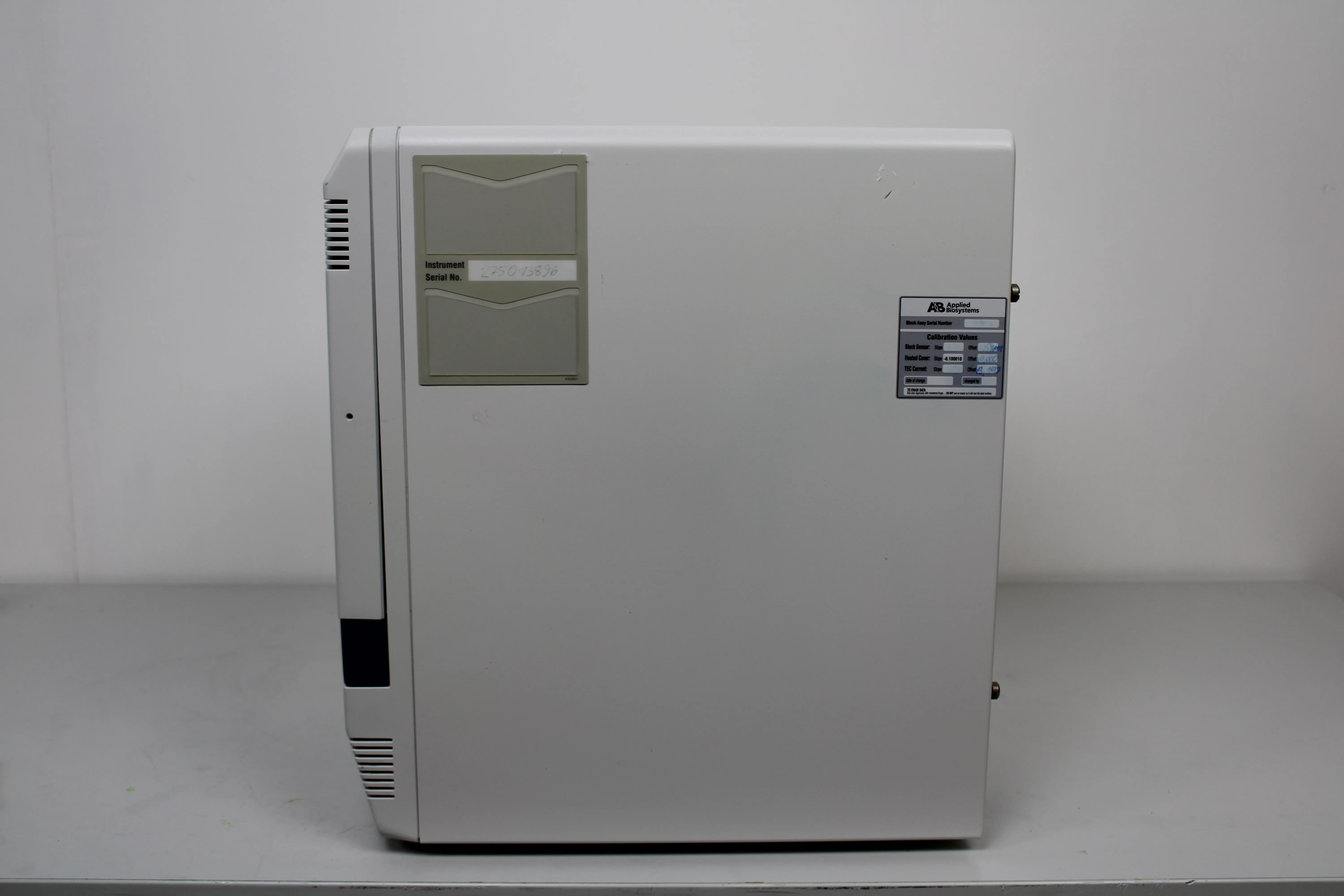 Applied Biosystems 7500 Fast Real-Time PCR System