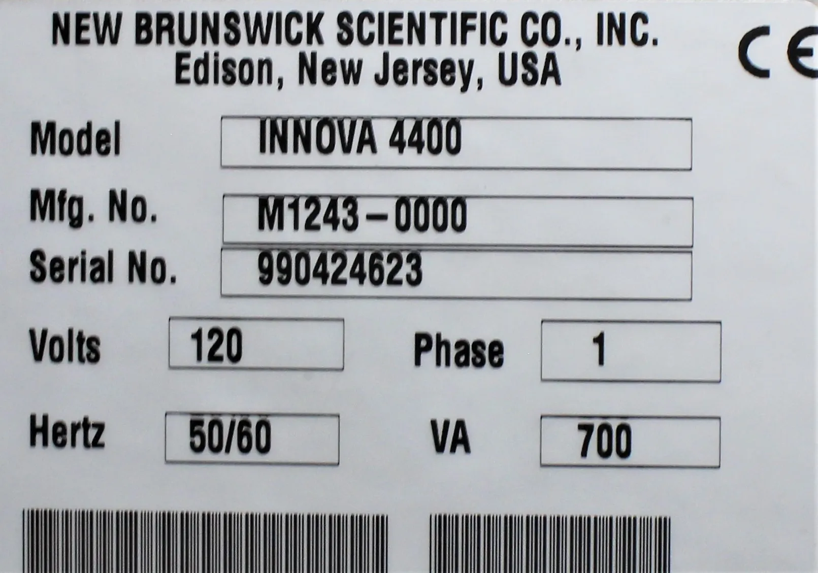 New Brunswick Innova 4400 Incubator Shaker