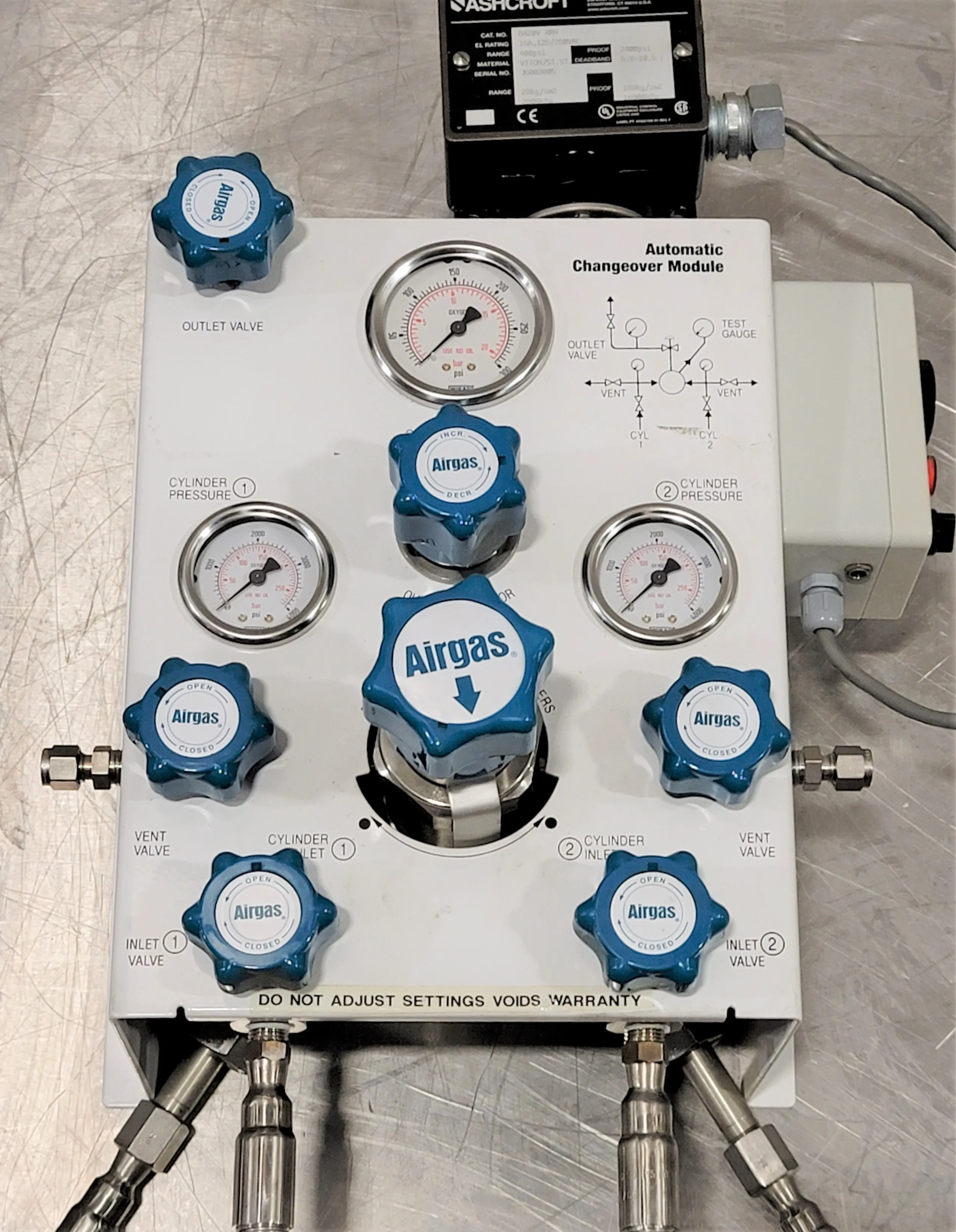 Airgas Automatic Changeover Module Y13-CP145DR