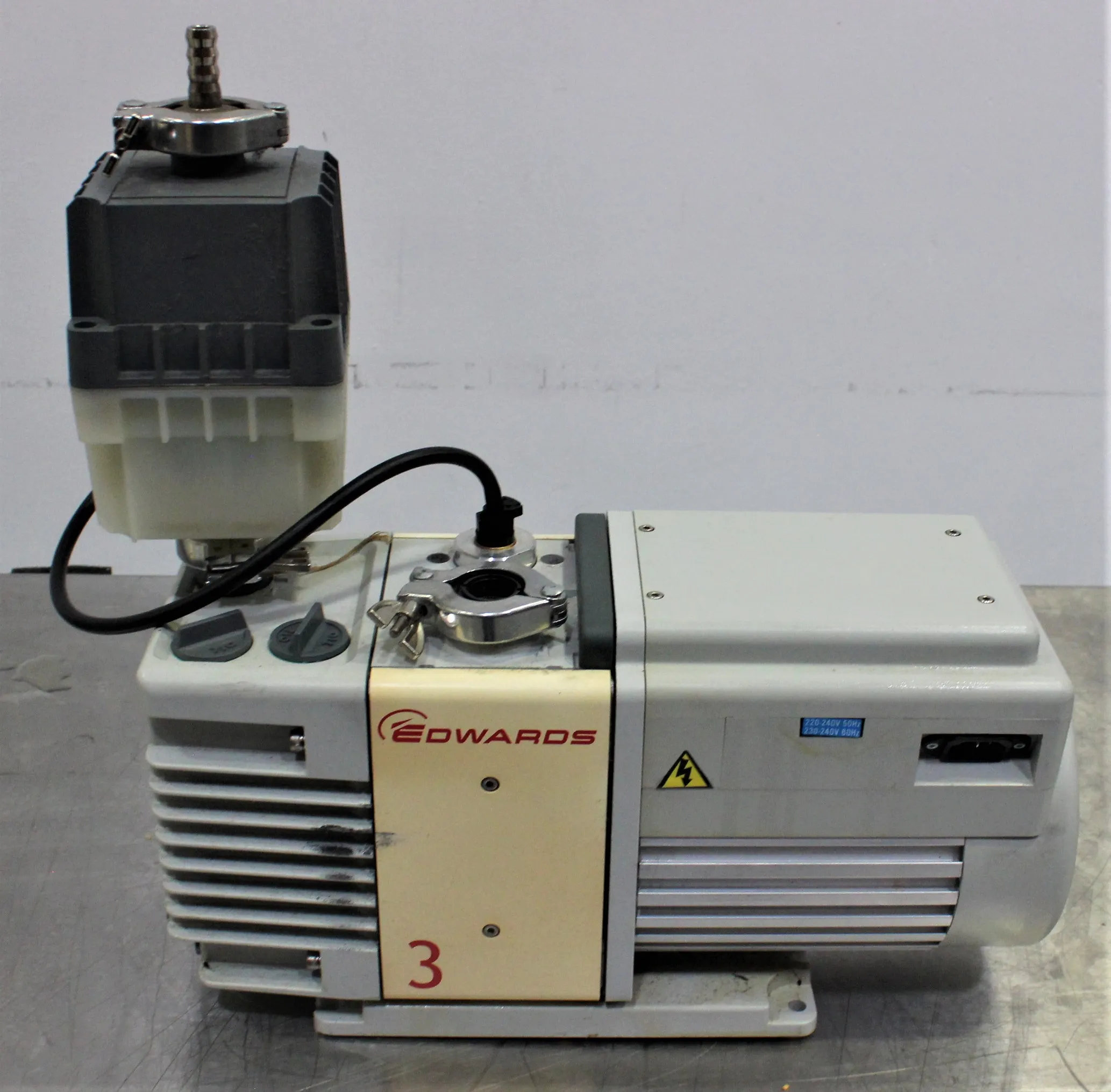 Edwards RV3 Vacuum Pump