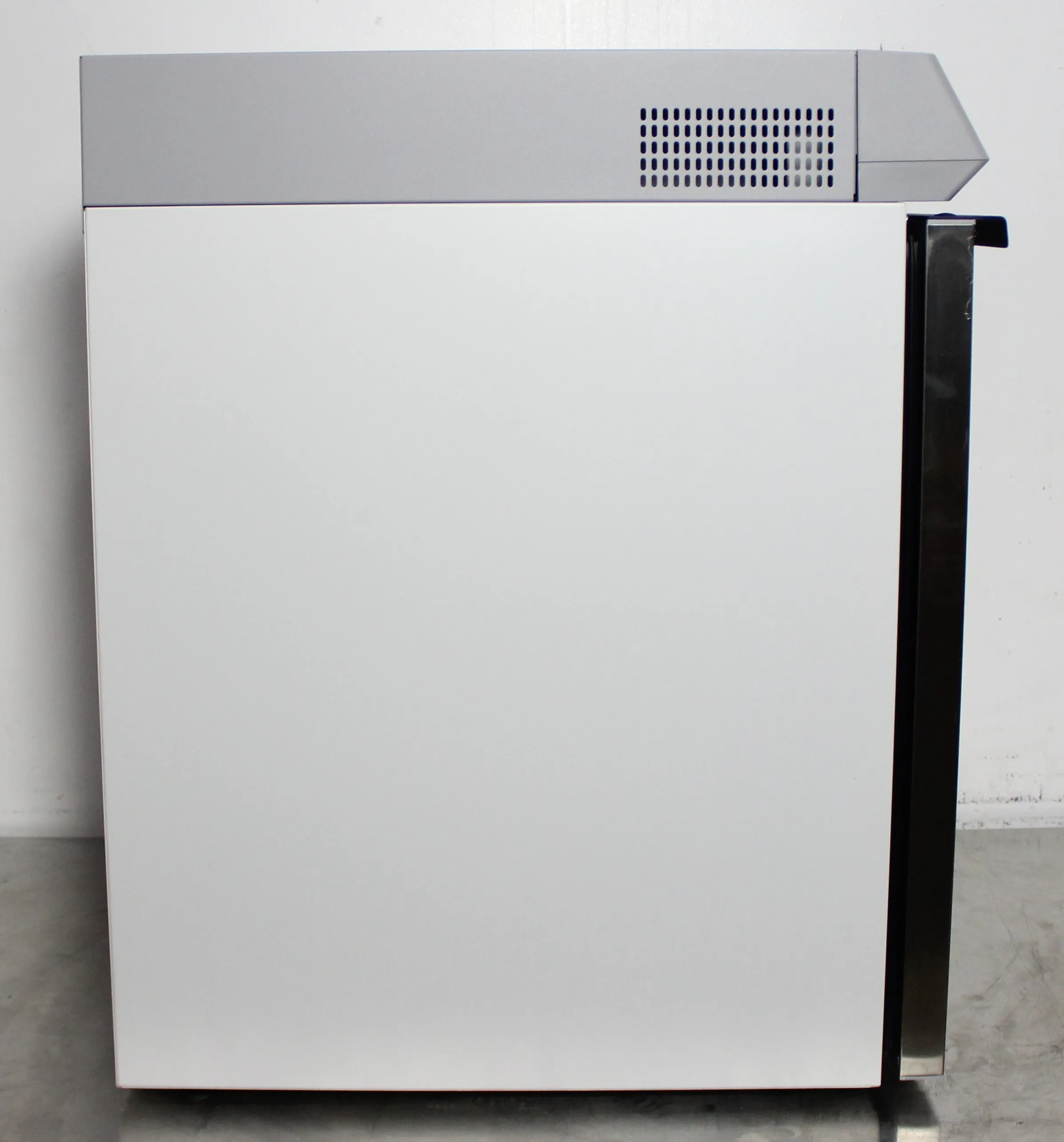 Thermo Scientific TSX505GA Undercounter Refrigerator Glass Door High-Performance Class 1 Used Lab Equipment