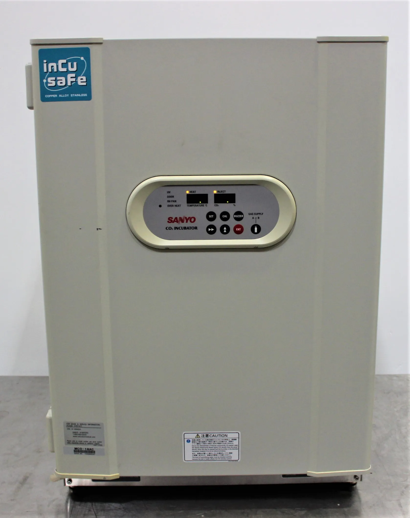 Sanyo MCO-18AC CO2 Incubator