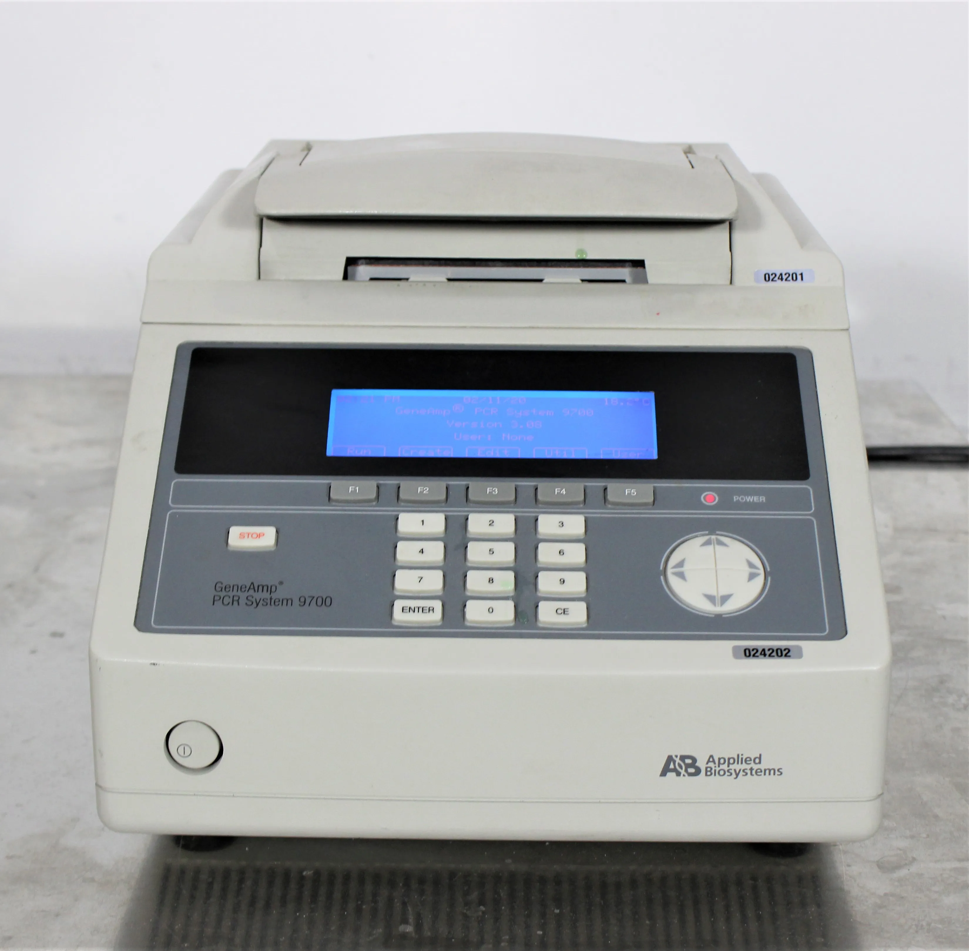 Applied Biosystems 9700 PCR Thermal Cycler N8050200