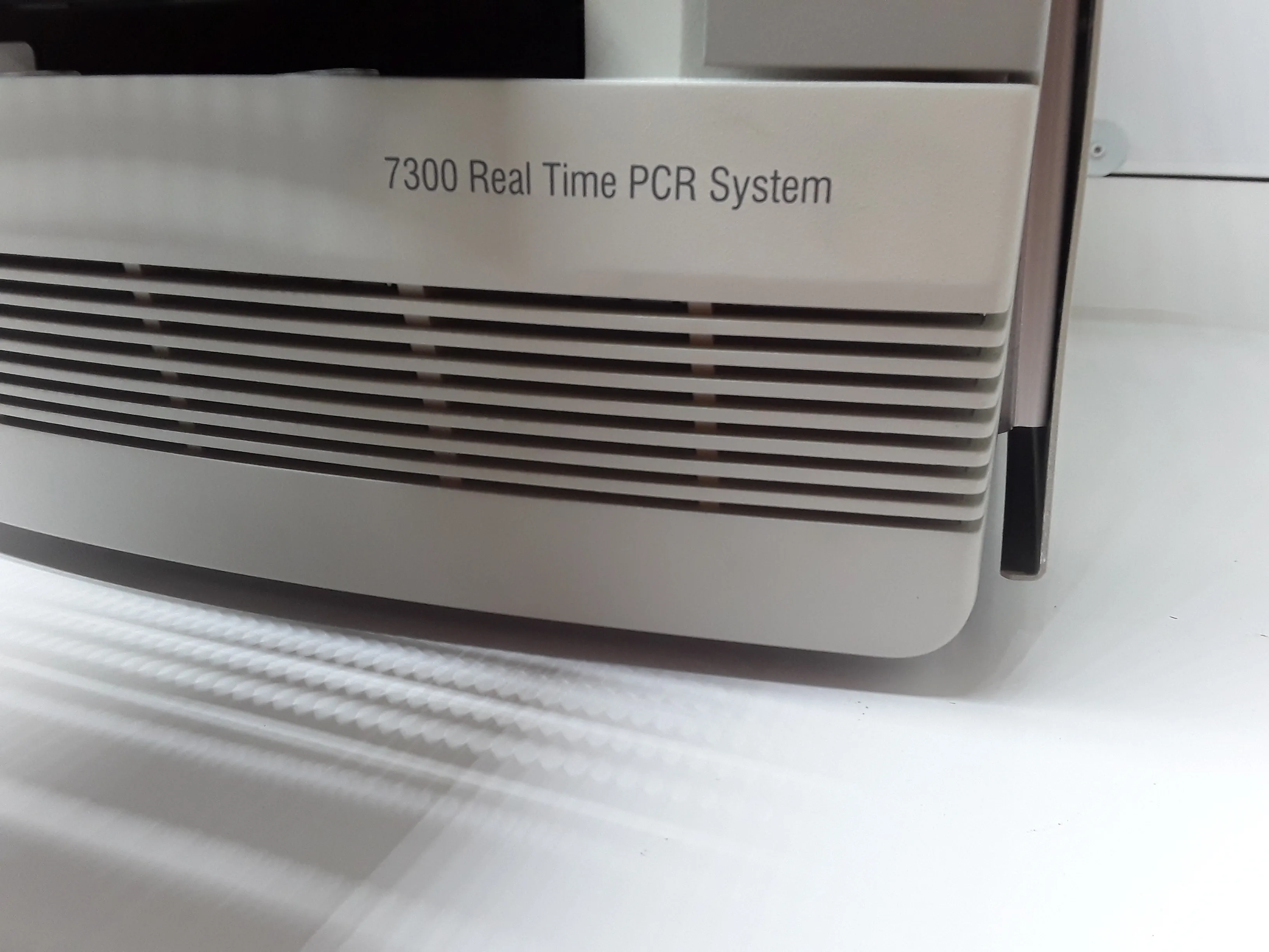 Applied Biosystems 7300 Real-Time PCR System