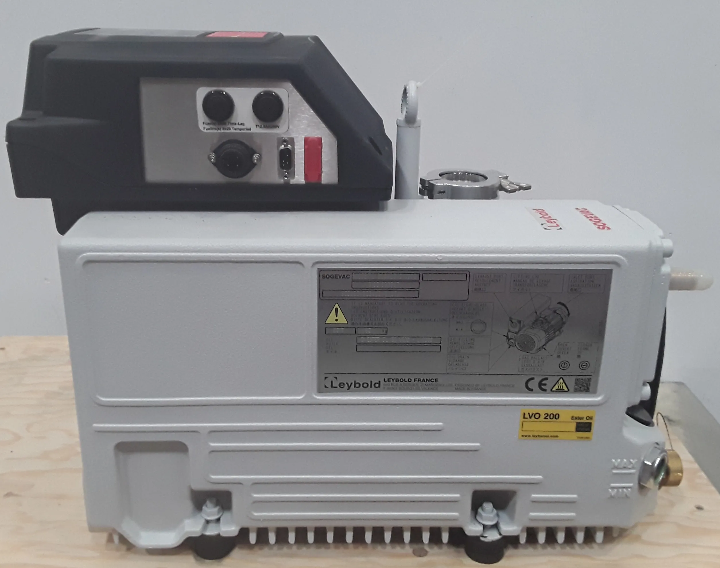 Used Leybold Sogevac SV40/65 BI FC Vacuum Pump, 30-Day Warranty