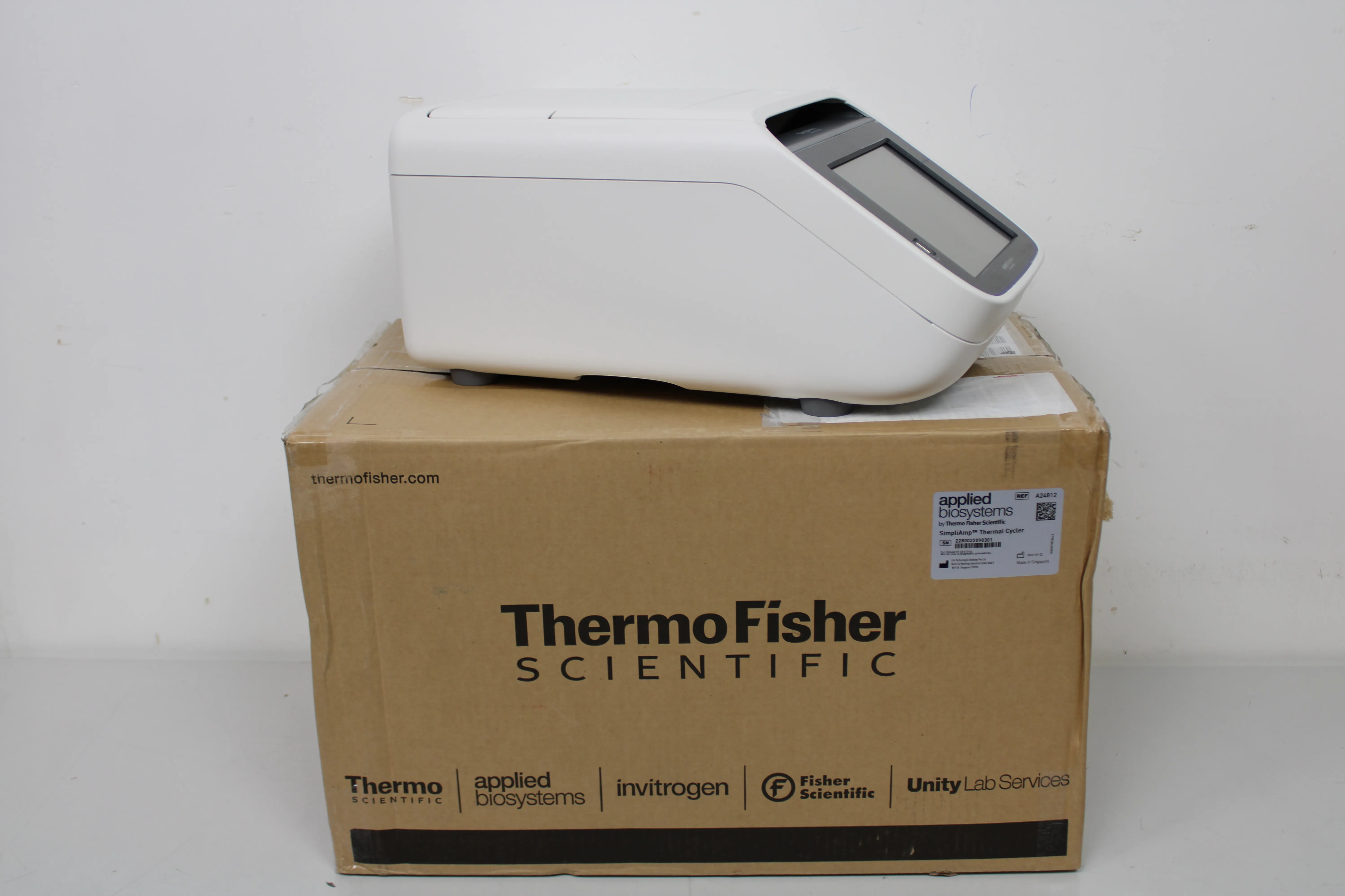 Thermo Scientific Applied Biosystems SimpliAmp Thermal Cycler A24812