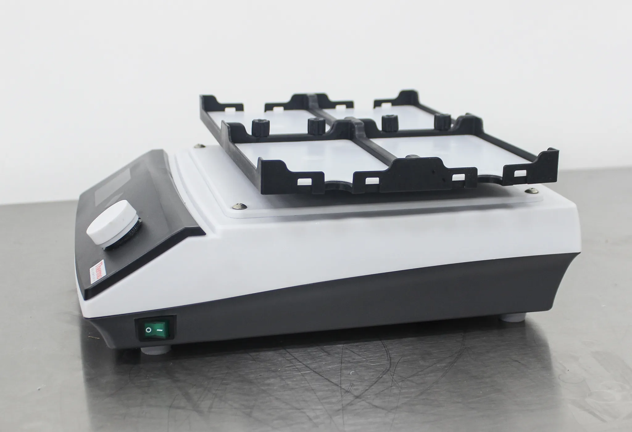 Thermo Scientific Compact Digital Microplate Shaker