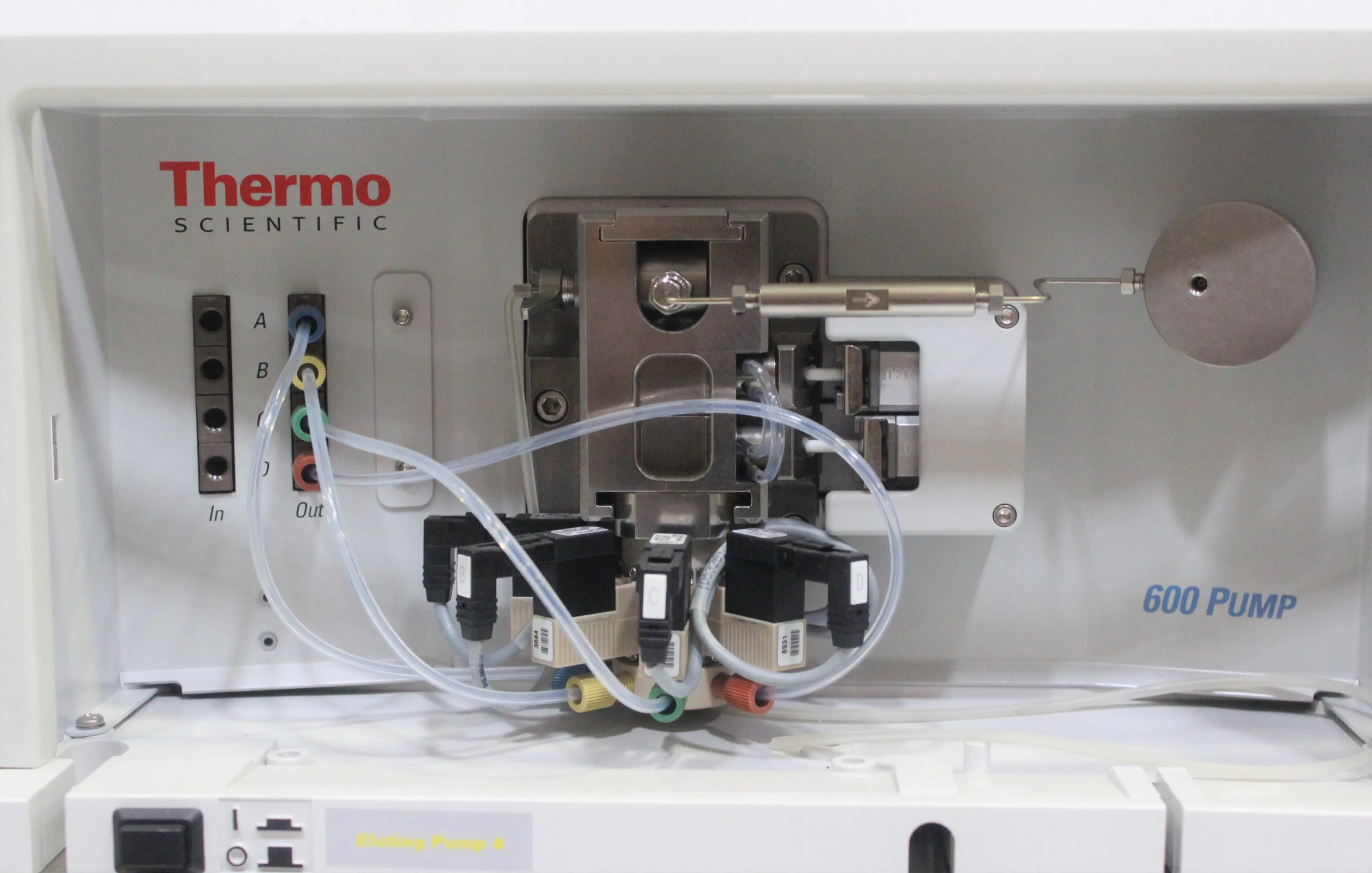 Thermo Fisher 600 Pump - Laboratory Equipment