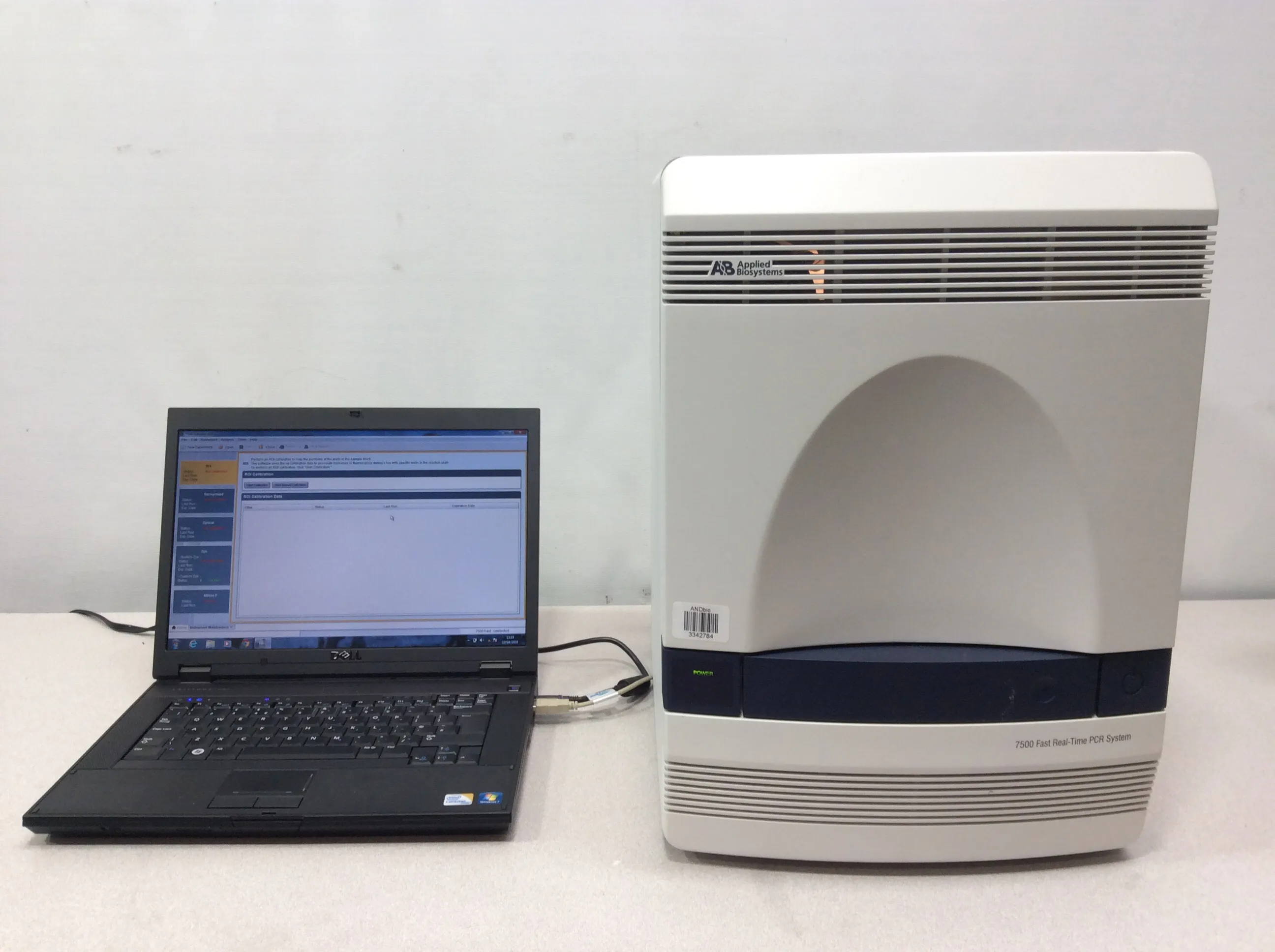 Used Applied Biosystems 7500 Fast Real-Time PCR System with Laptop and Software