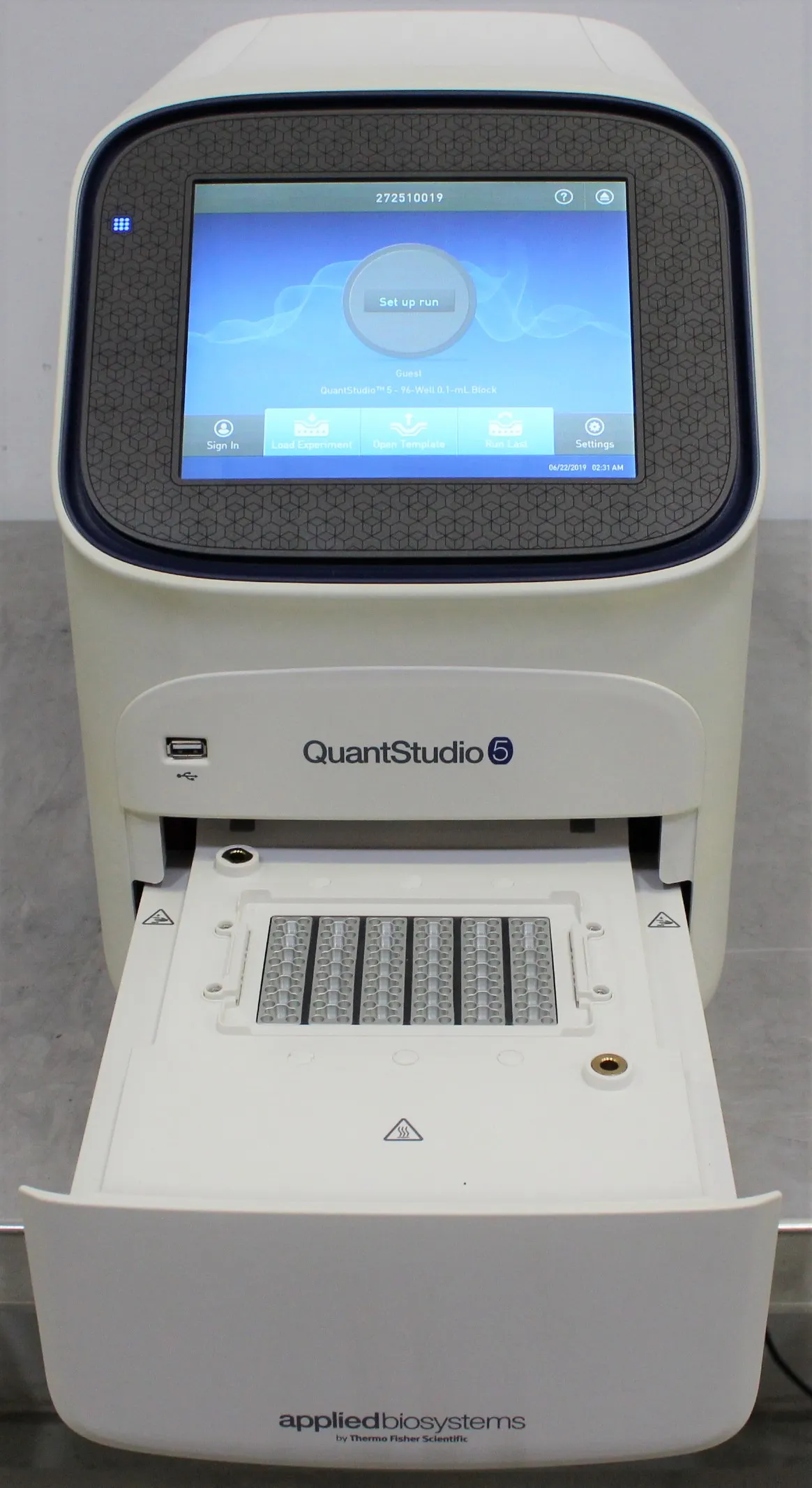 Applied Biosystems QuantStudio 5 Real-Time PCR System A28133R