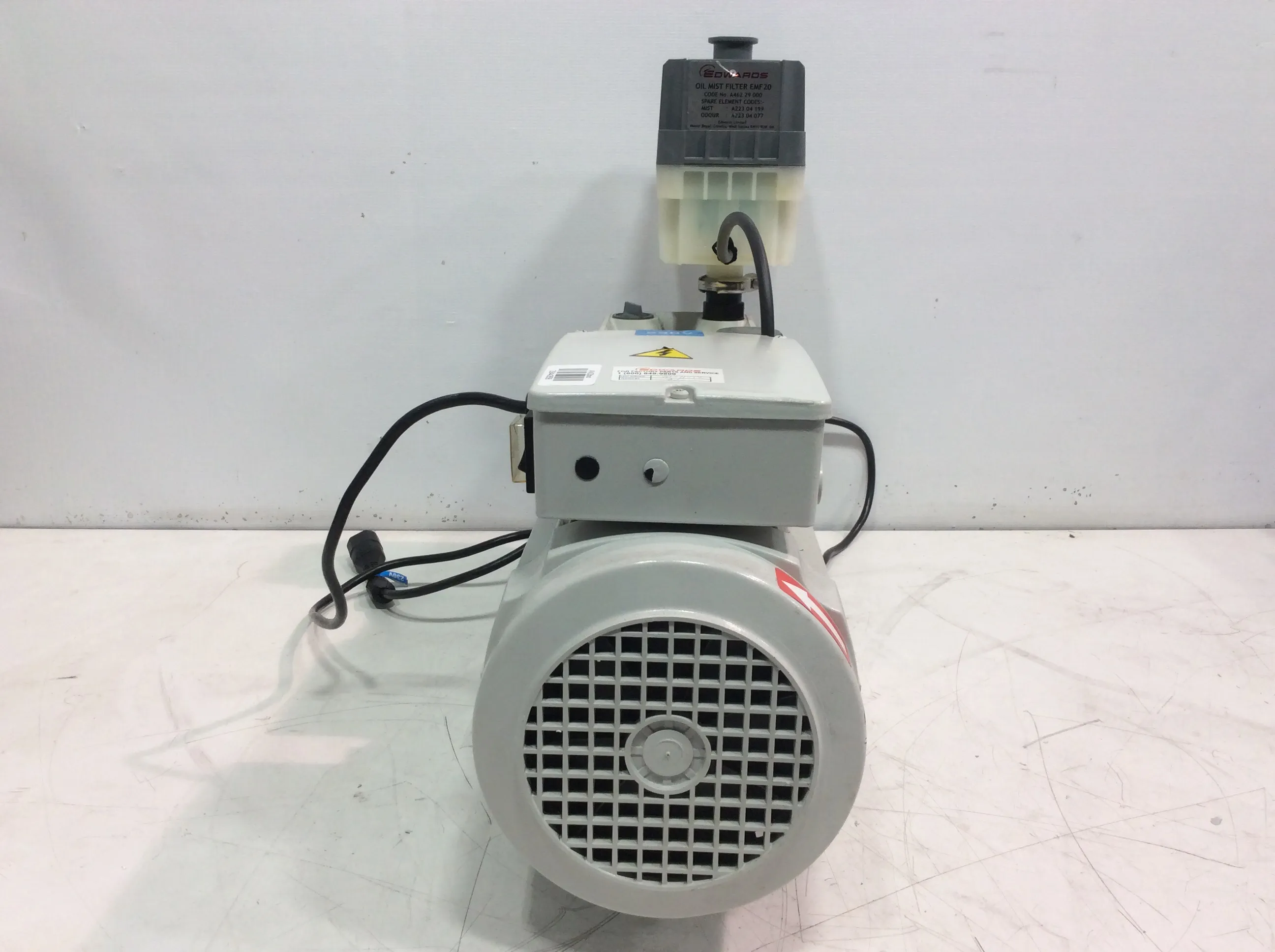 Edwards E2M28 Rotary Vane Dual Stage Vacuum Pump - 230V