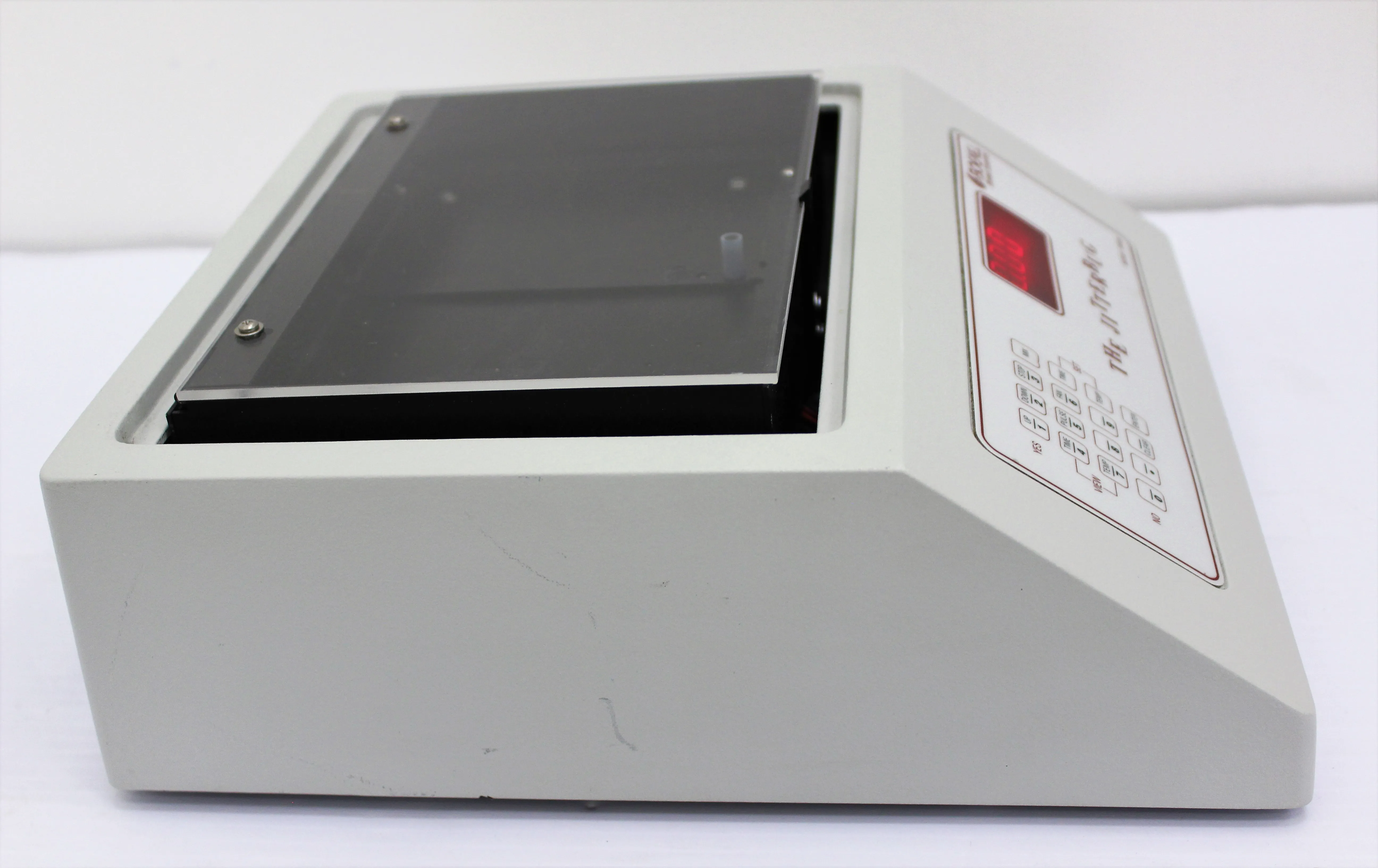 Boekel Scientific Jitterbug Incubated Microplate Shaker,130000