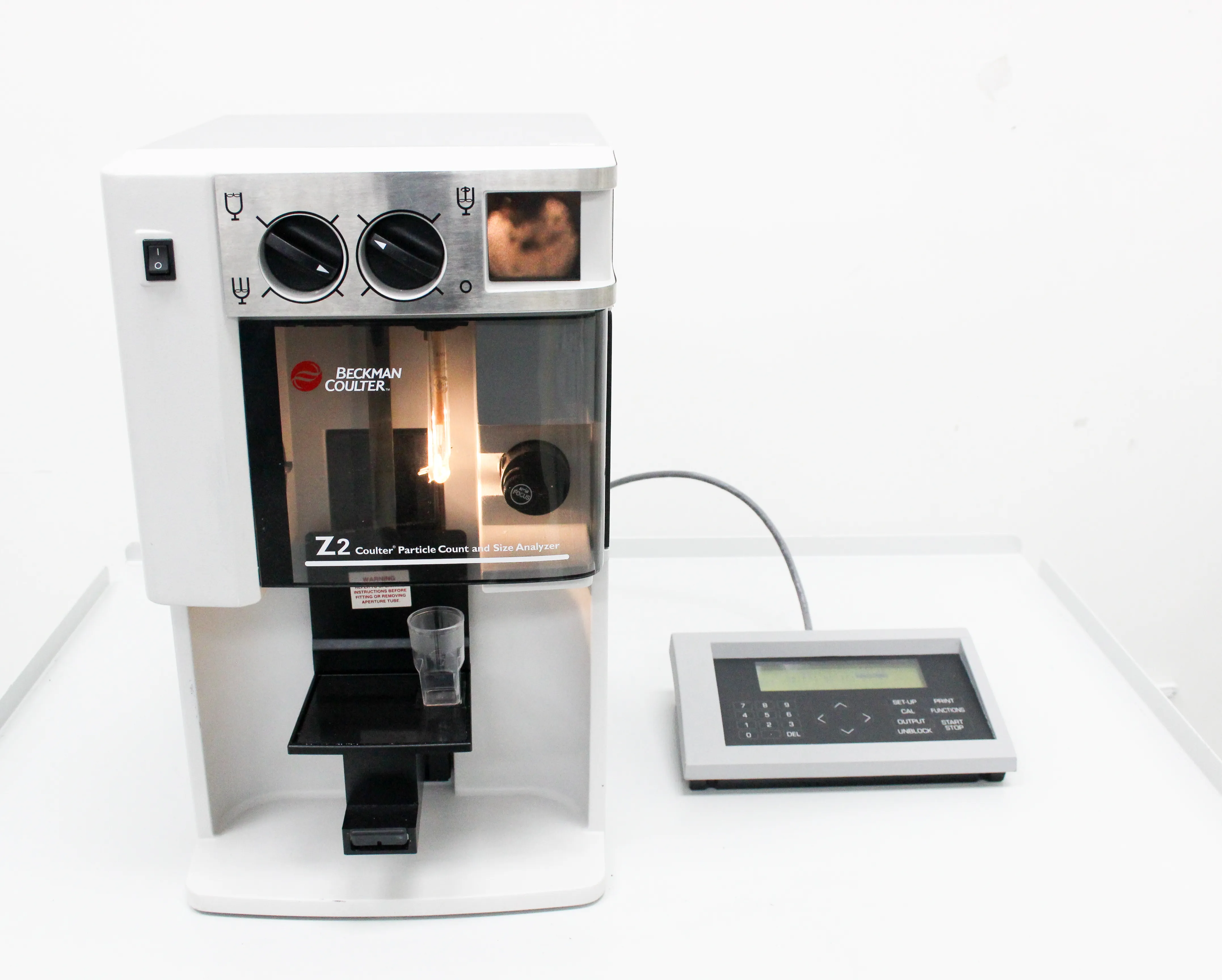 Beckman Coulter Z2 Particle Count and Size Analyzer 6605700