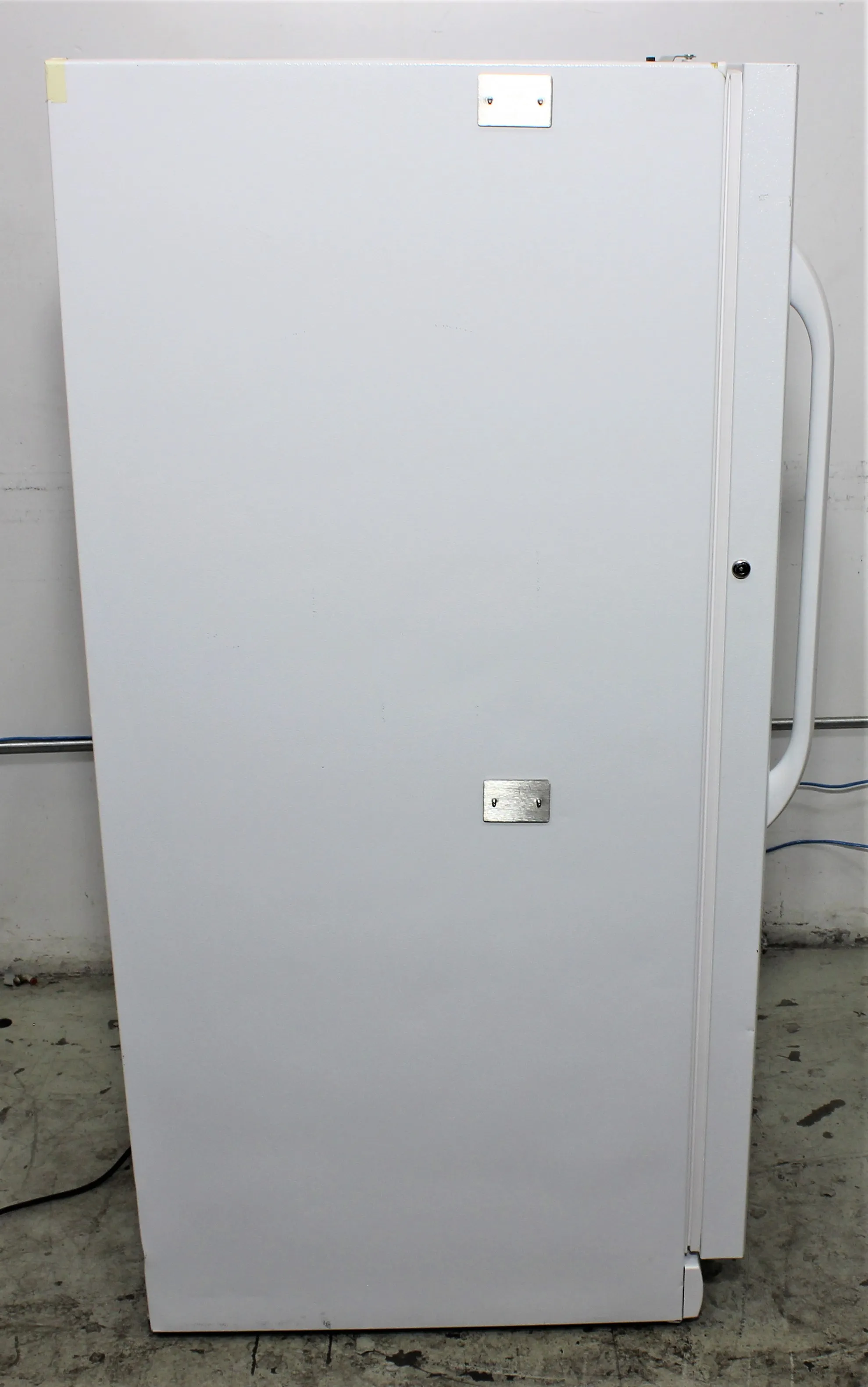 Frigidaire Commercial FFFU14M1QWC Upright Freezer 14.4 cu. ft.