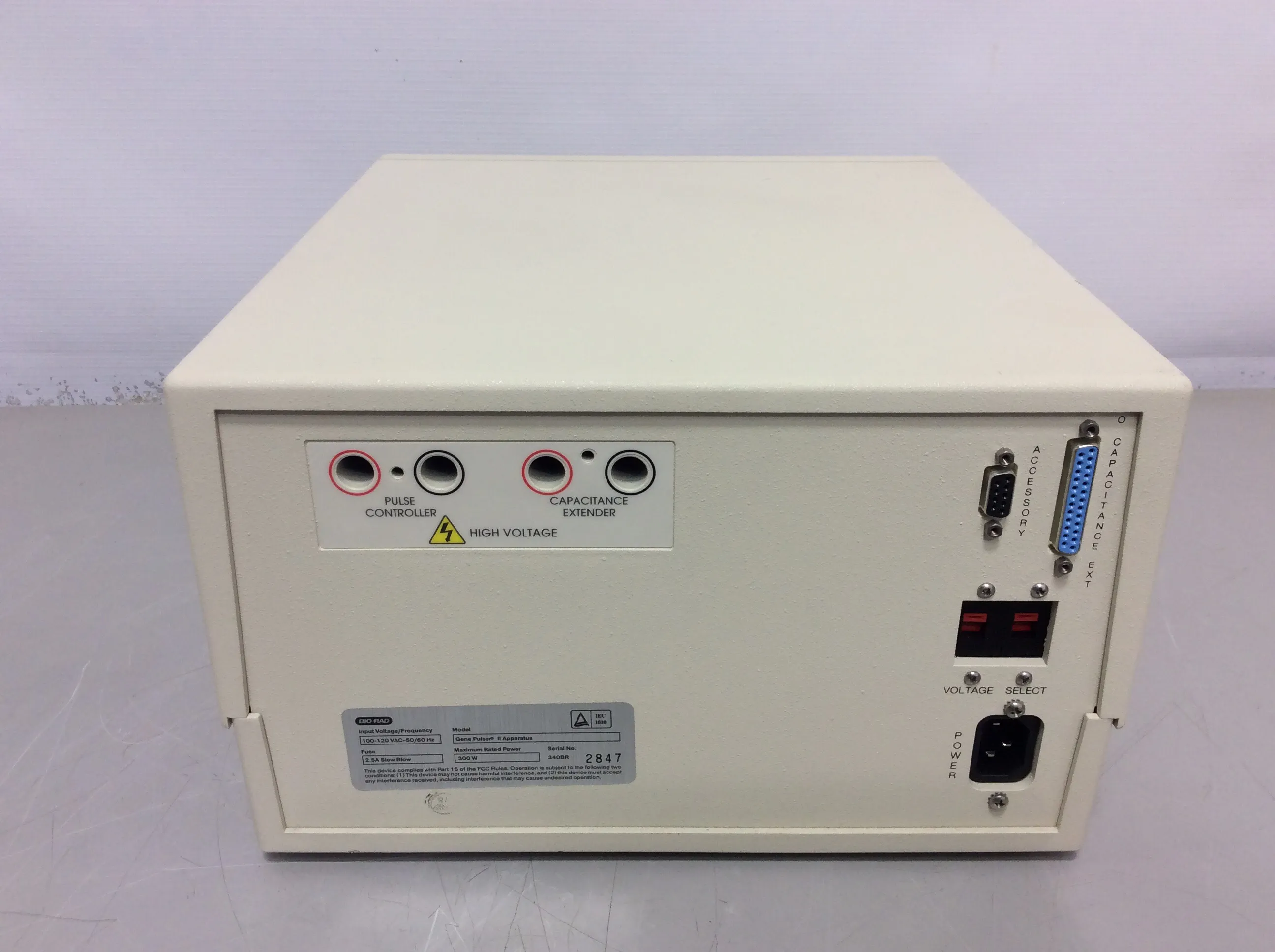 BIO-RAD Gene Pulser II Apparatus Electroporation System