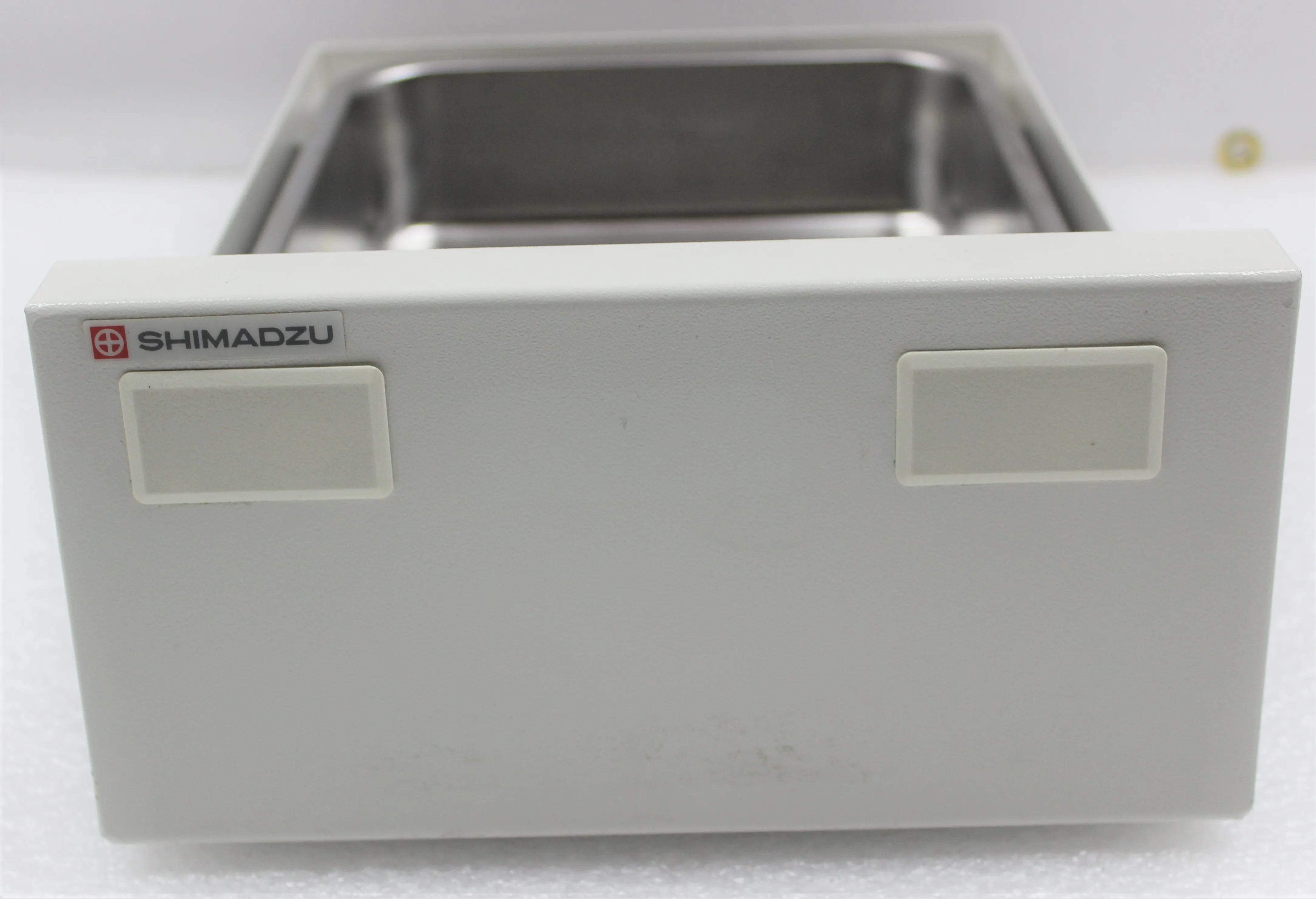 Shimadzu HPLC System Reservoir Tray 228-34736-91