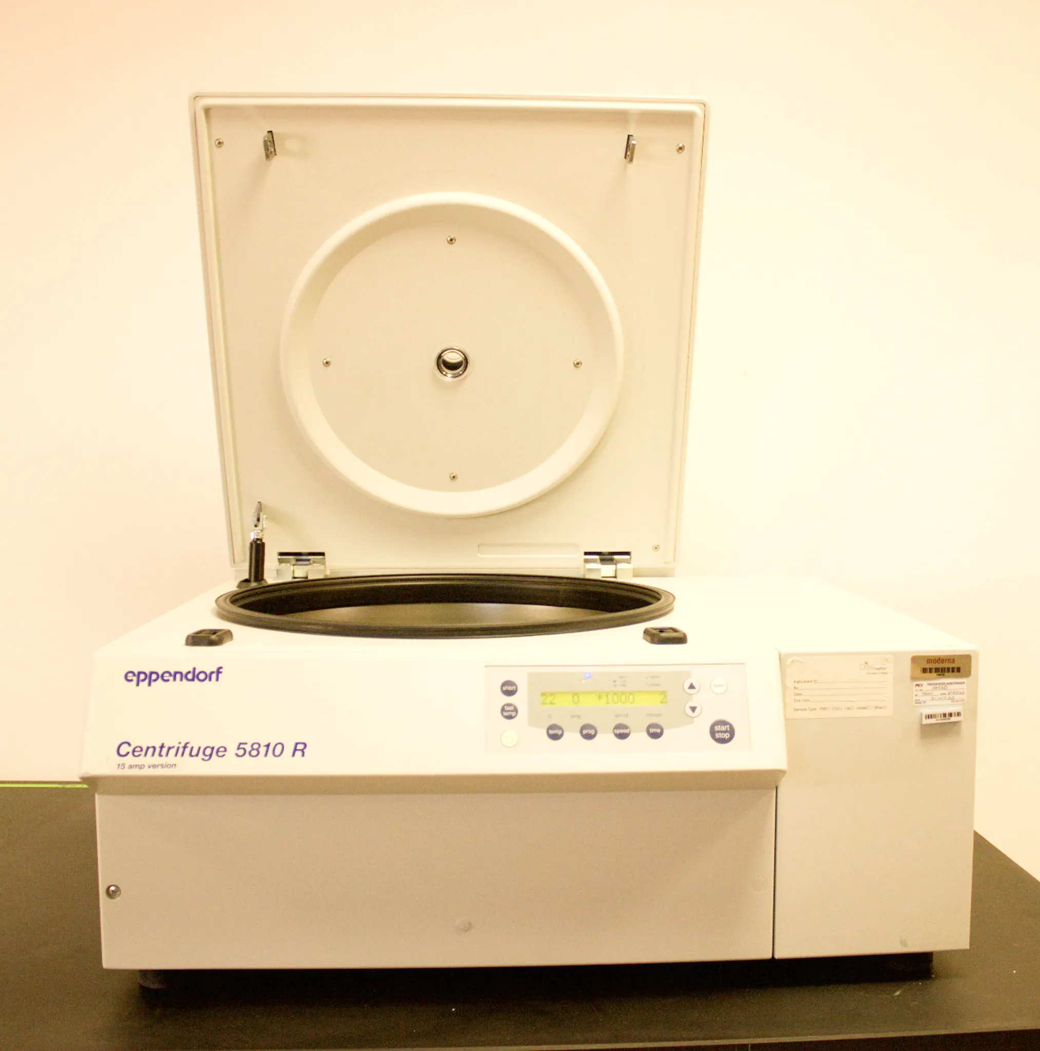 Eppendorf Refrigerated Benchtop Centrifuge 5810 R