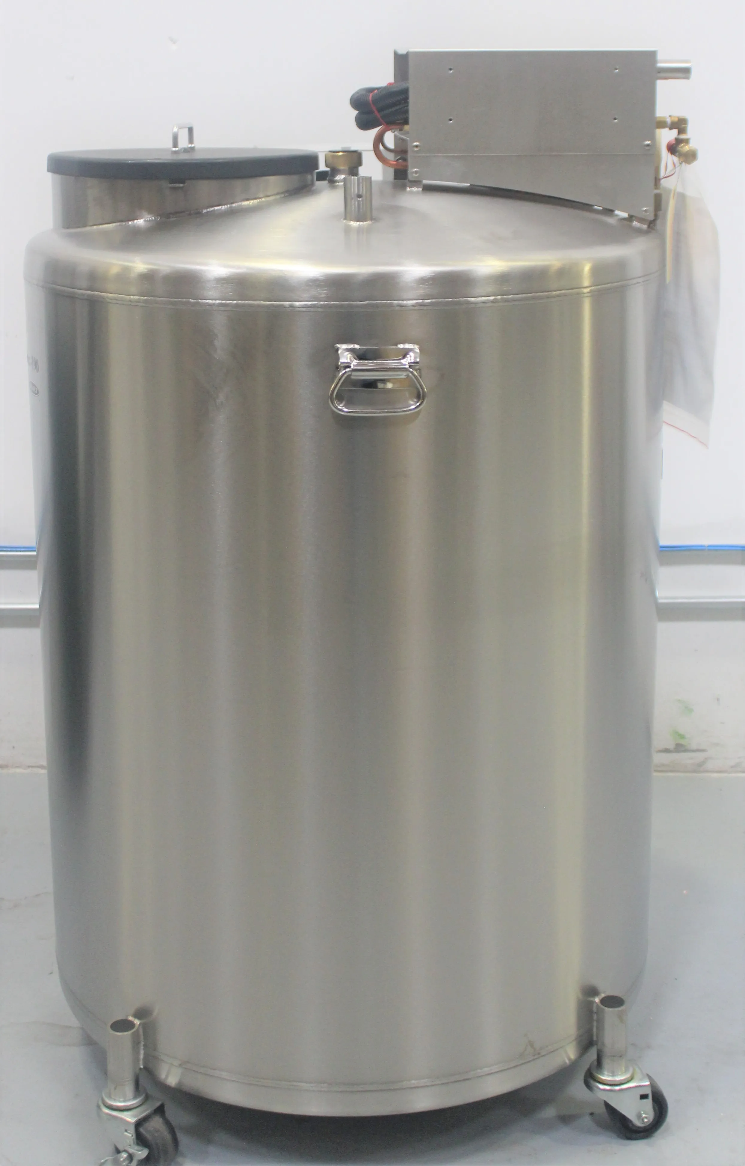 MVE 800 Series -190C Cryofreezer 19,500 Vial Capacity with 30-Day Warranty