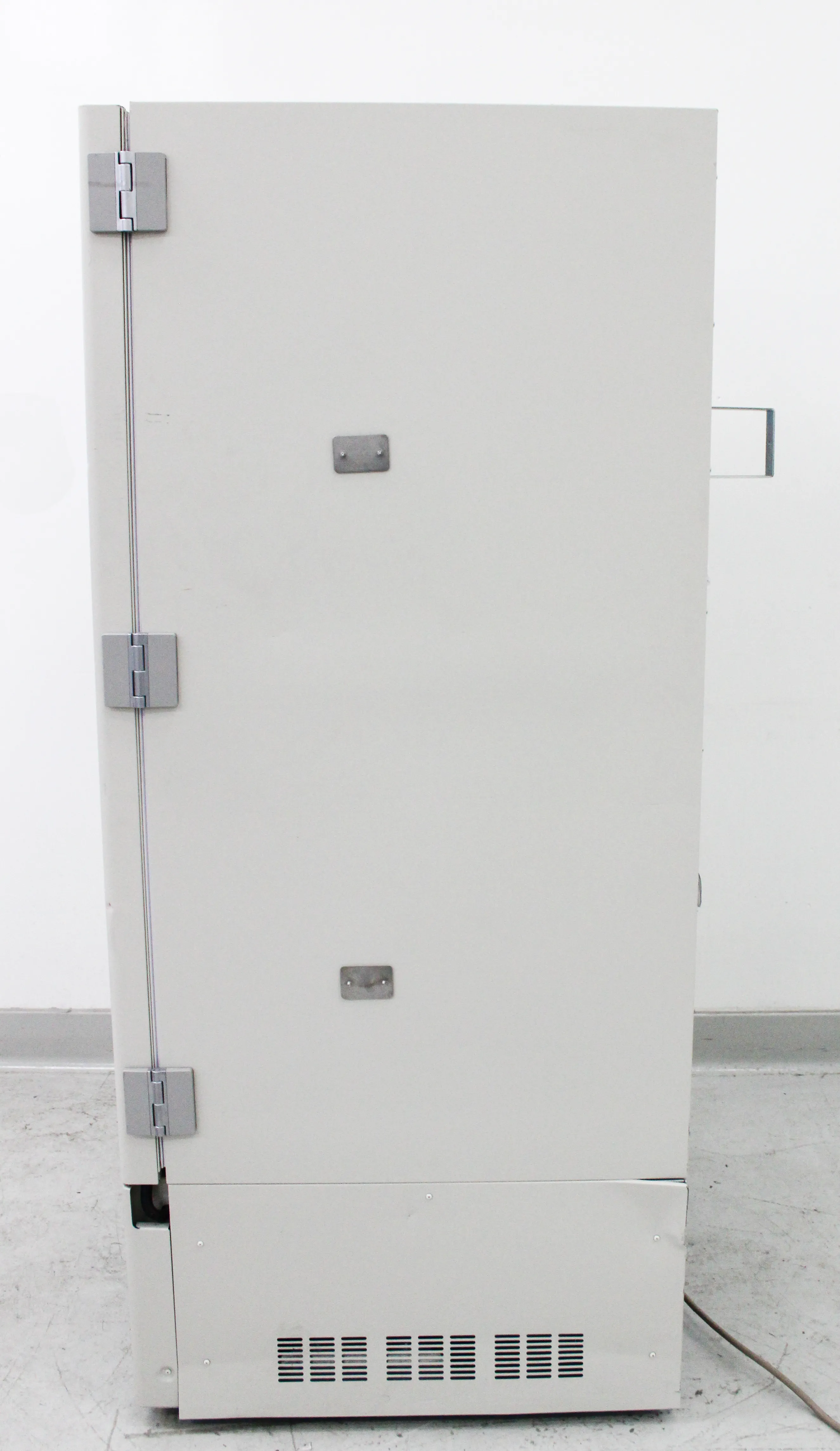 Panasonic VIP Plus Series MDF-U76VA-PA Ultra Low Temperature Freezer -80C  For Parts