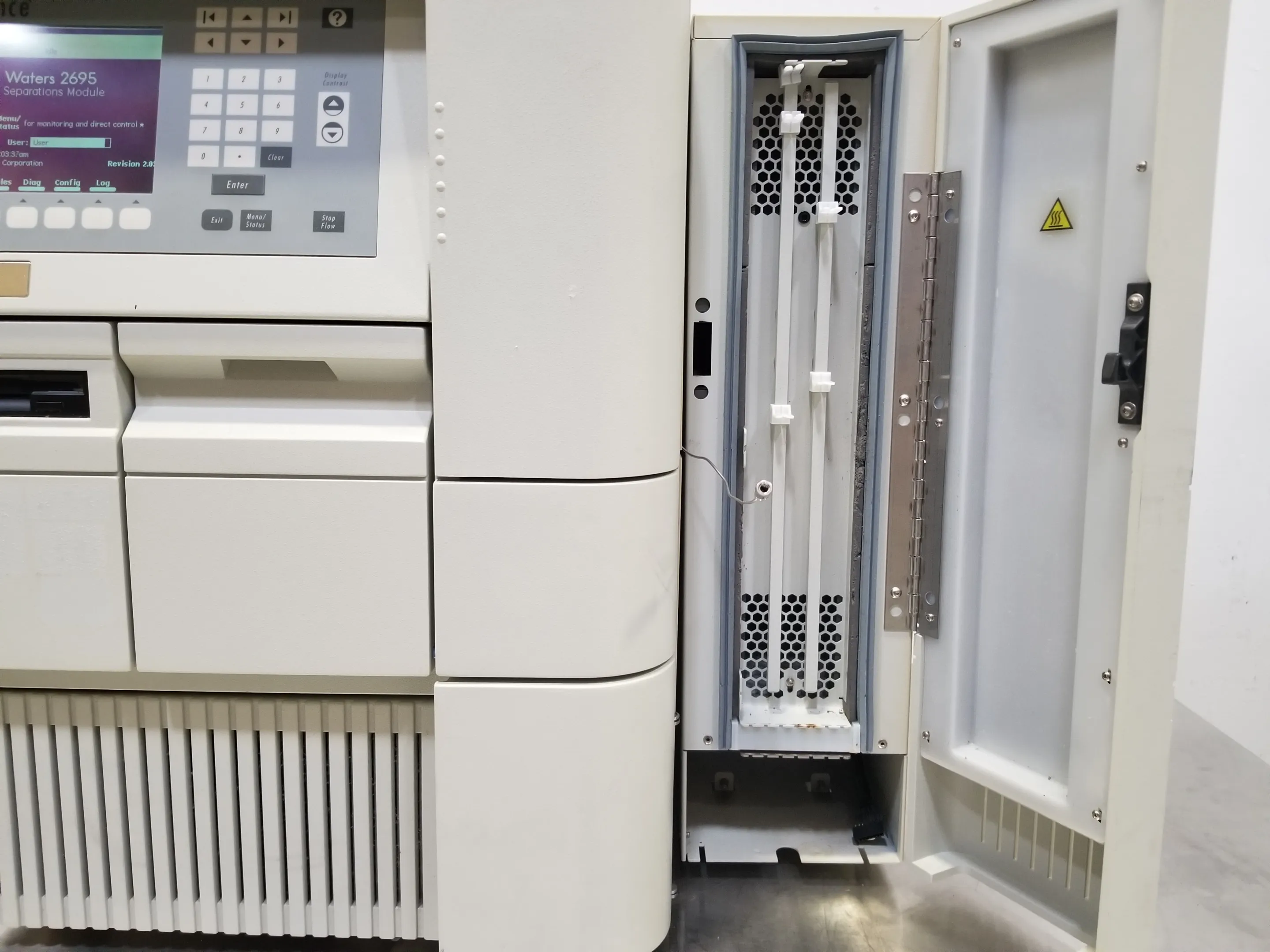 Waters 2695 Separations Module HPLC System