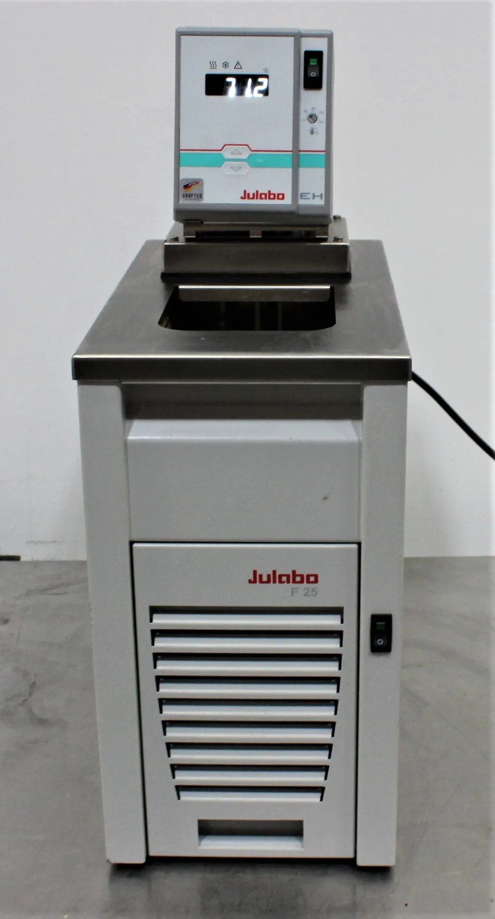 Julabo F25 Refrigerated and Heating Circulator EH Model