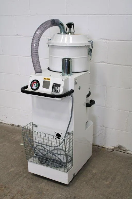 Nilfisk CFM 3156 Industrial Vacuum with Oversized Filter Surface Area