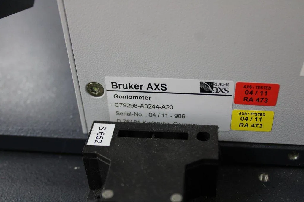 Bruker D8 ADVANCE X-ray Diffractometer