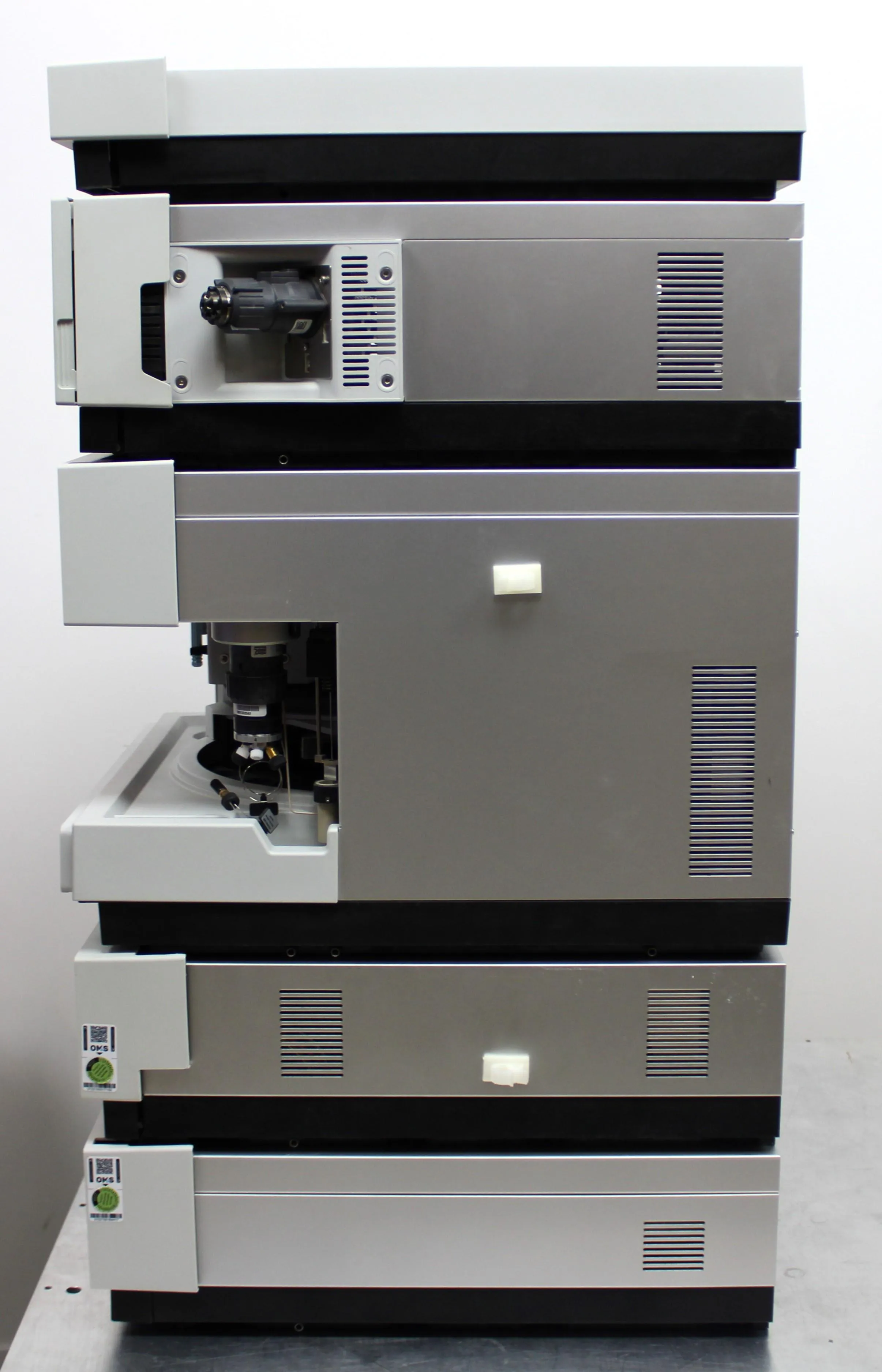 Thermo Scientific Dionex UltiMate 3000 HPLC System with DAD-3000RS Diode Array Detector and More Components