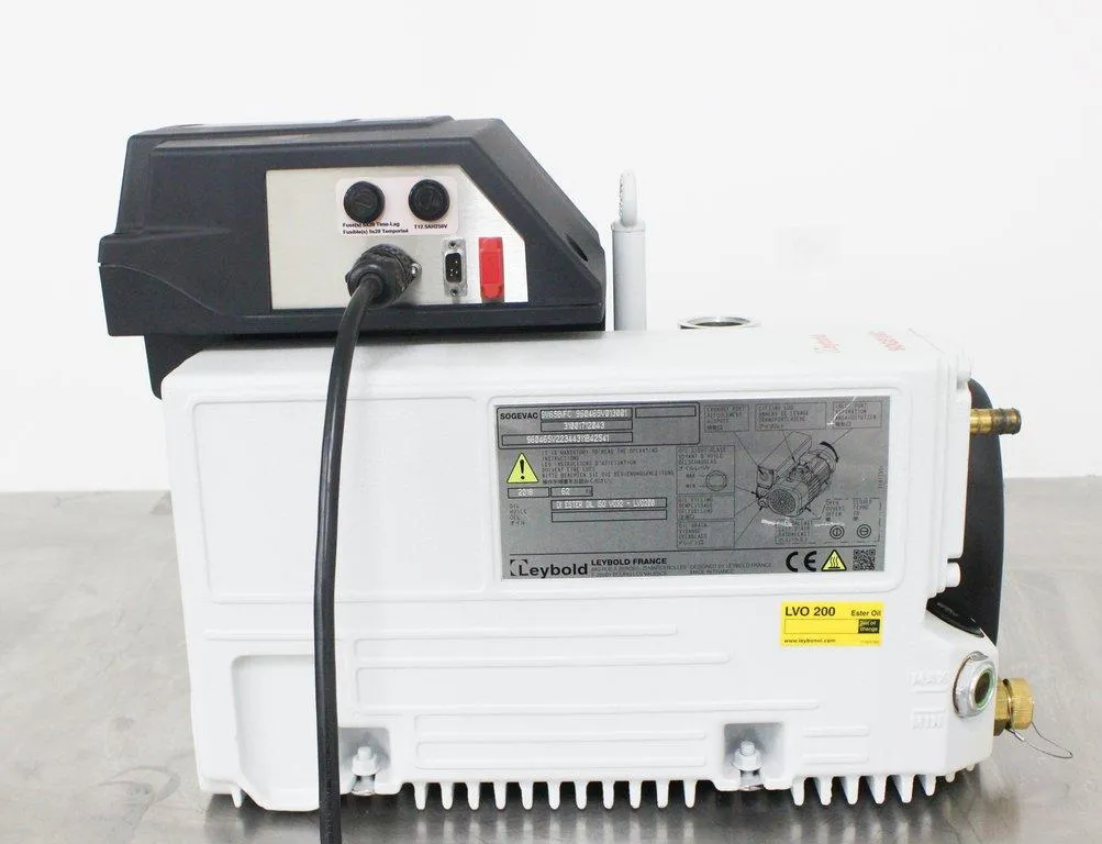 Leybold SogeVac Single-stage, oil-sealed Rotary Vane Vacuum Pump SV65BIFC