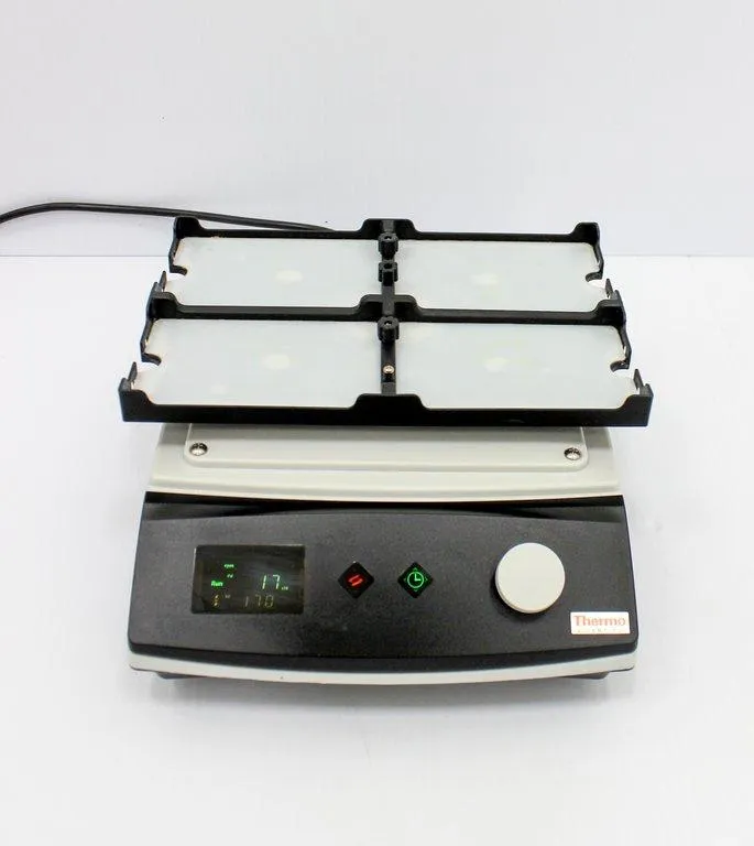 Thermo Scientific Compact Digital Microplate Shaker 88880023