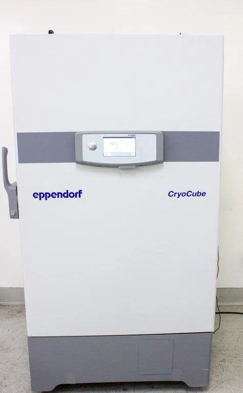 Eppendorf CryoCube F740hi ULT Freezer, 5 Compartments, LN2 Backup