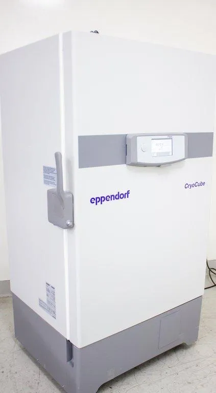 Eppendorf CryoCube F740hi ULT Freezer, 5 Compartments, LN2 Backup